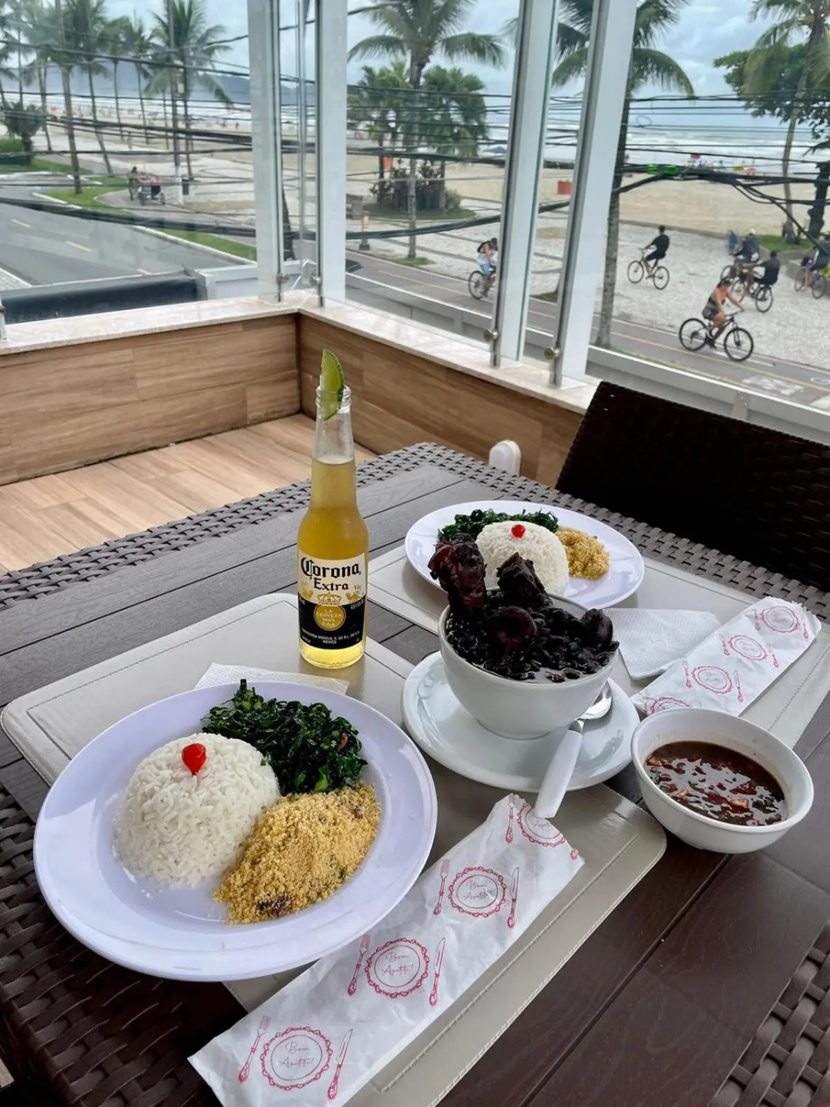 Food and drinks in Hotel Araguaia