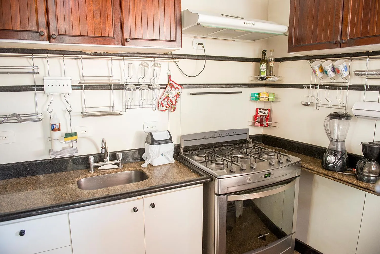Kitchen or kitchenette in Rio Antigo
