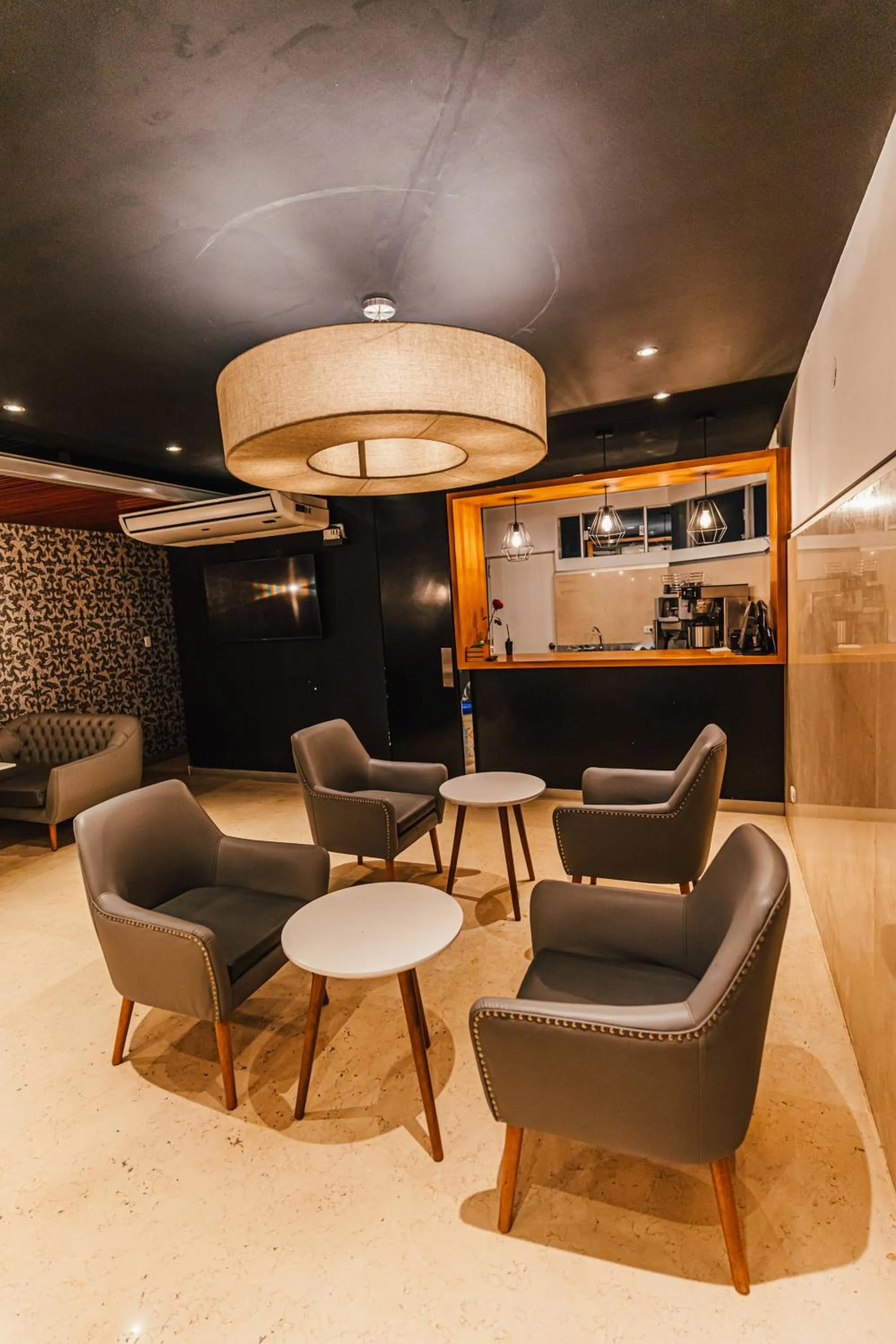 Lounge or bar in Hotel Hacienda Lima Norte