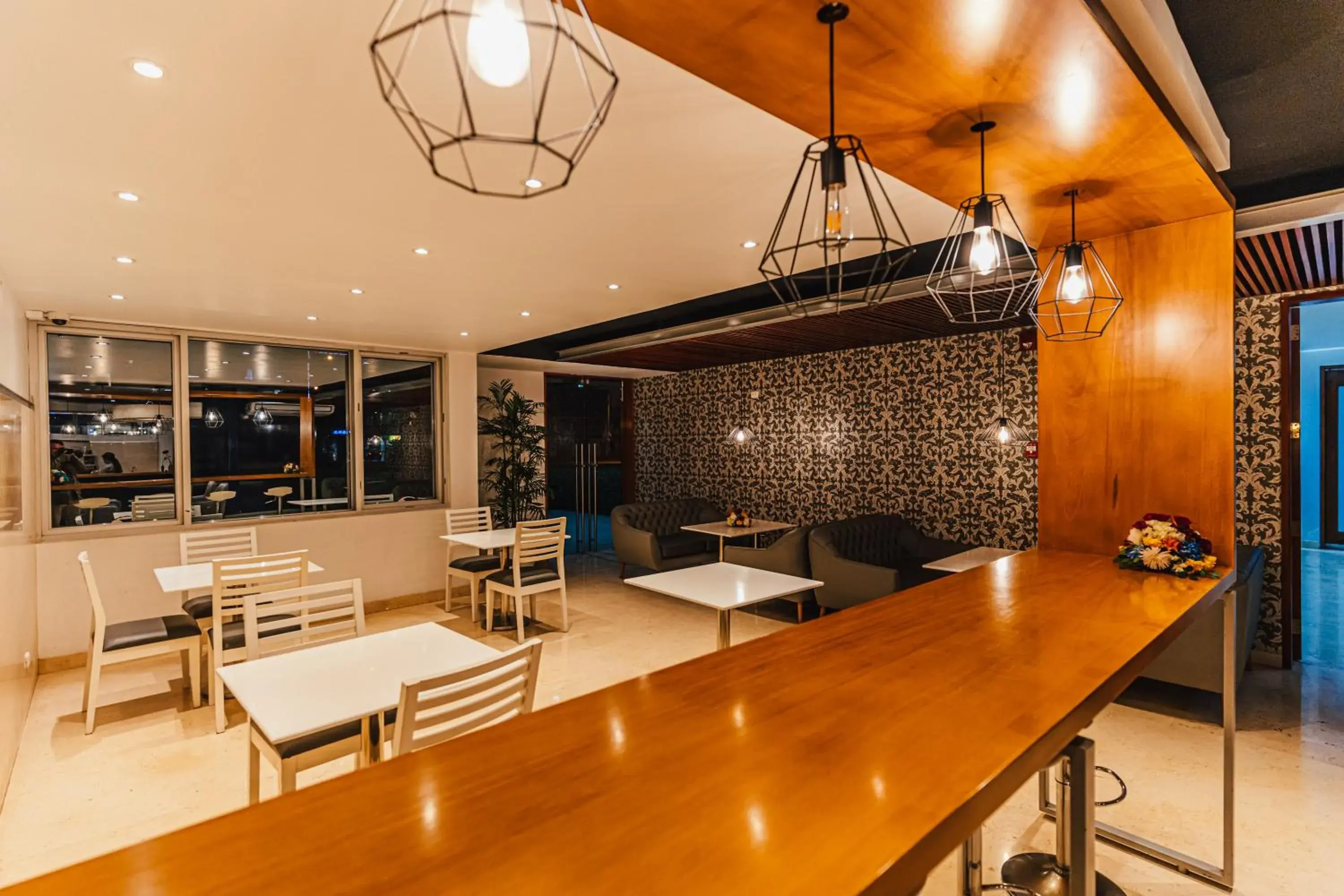 Restaurant/places to eat in Hotel Hacienda Lima Norte Restaurant/places to eat in Hotel Hacienda Lima Norte