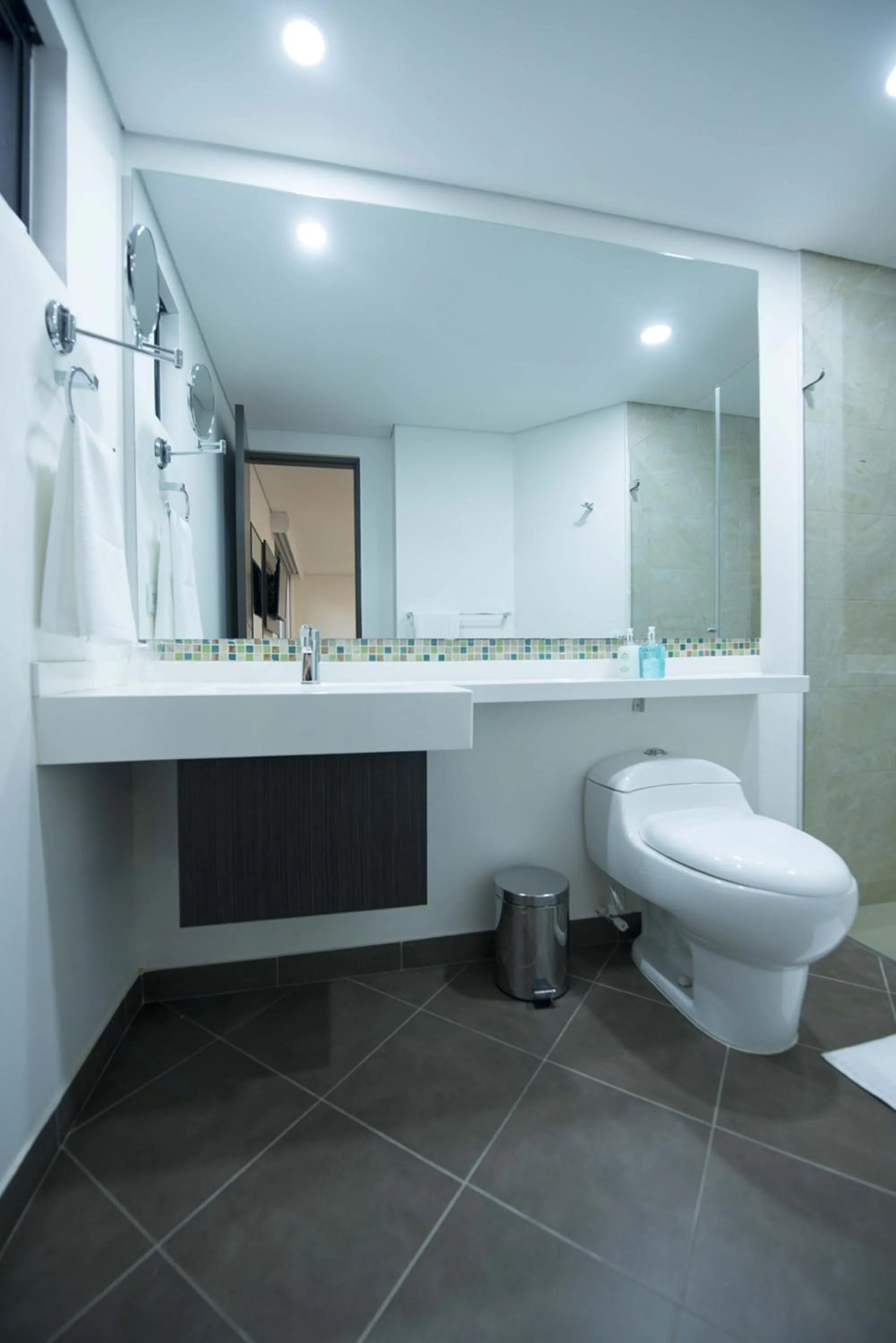 Bathroom in SM Grand Hotel