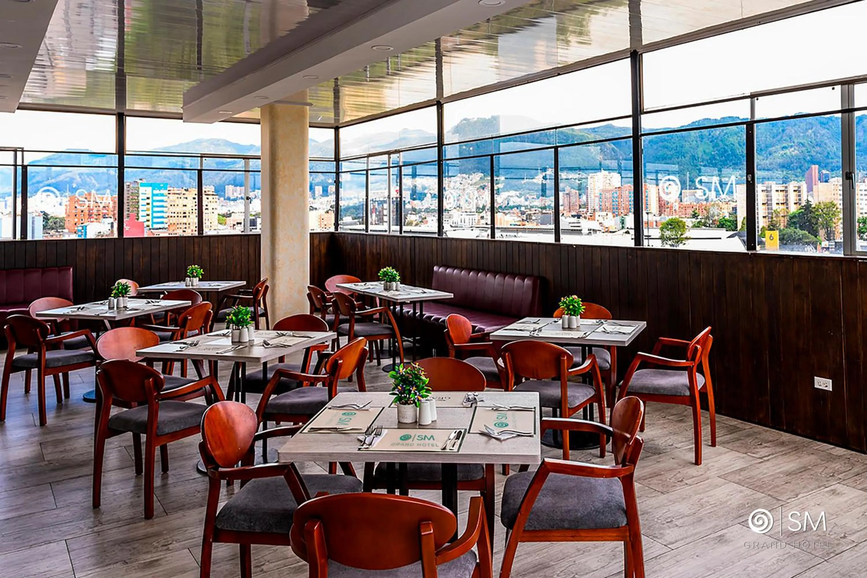 Seating area in SM Grand Hotel