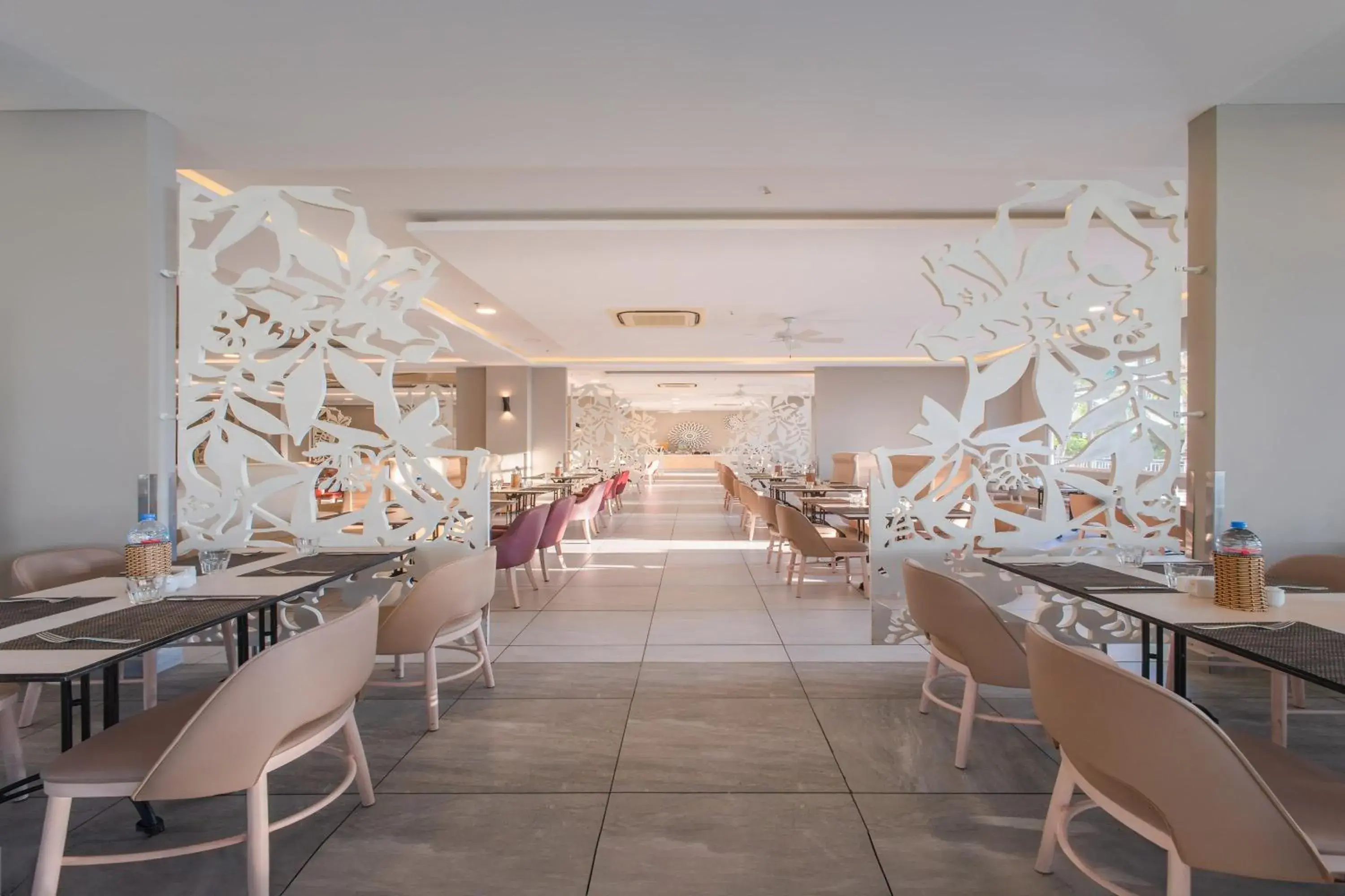 Restaurant/places to eat in Swandor Cam Ranh Resort-Ultra All Inclusive Restaurant/places to eat in Swandor Cam Ranh Resort-Ultra All Inclusive