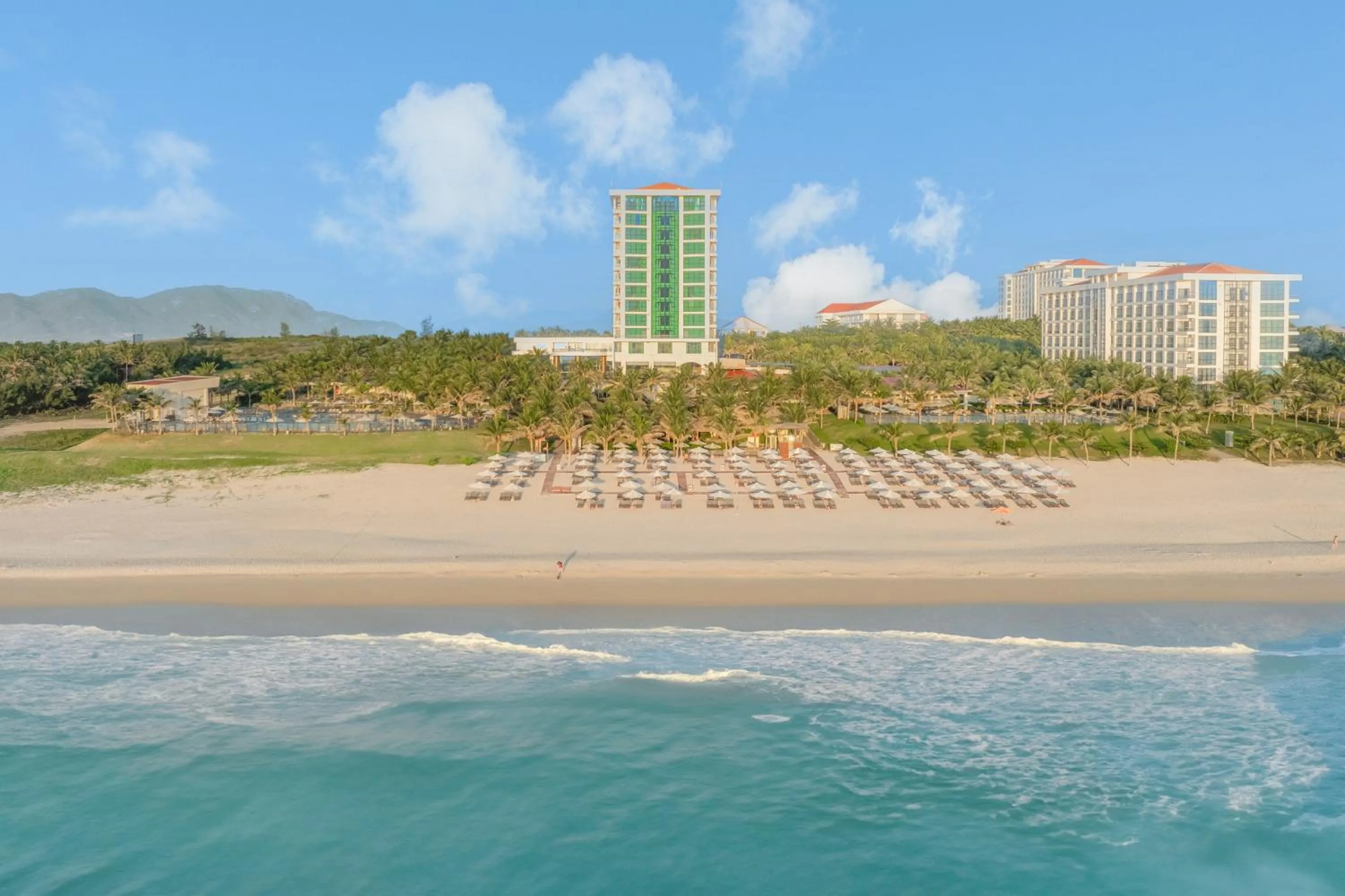 Beach in Swandor Cam Ranh Resort-Ultra All Inclusive