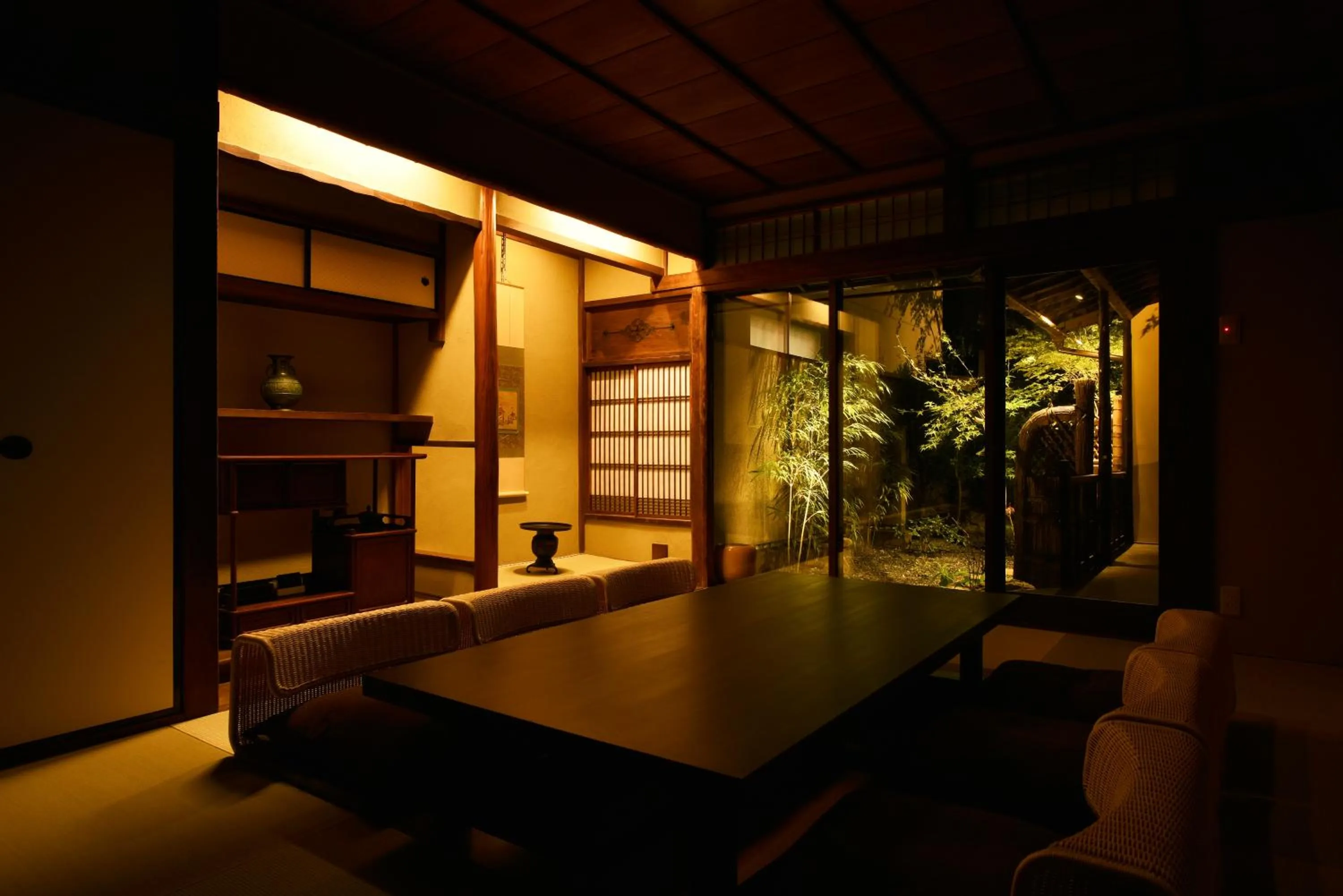 Living room in Kuraya Senbonsanjo