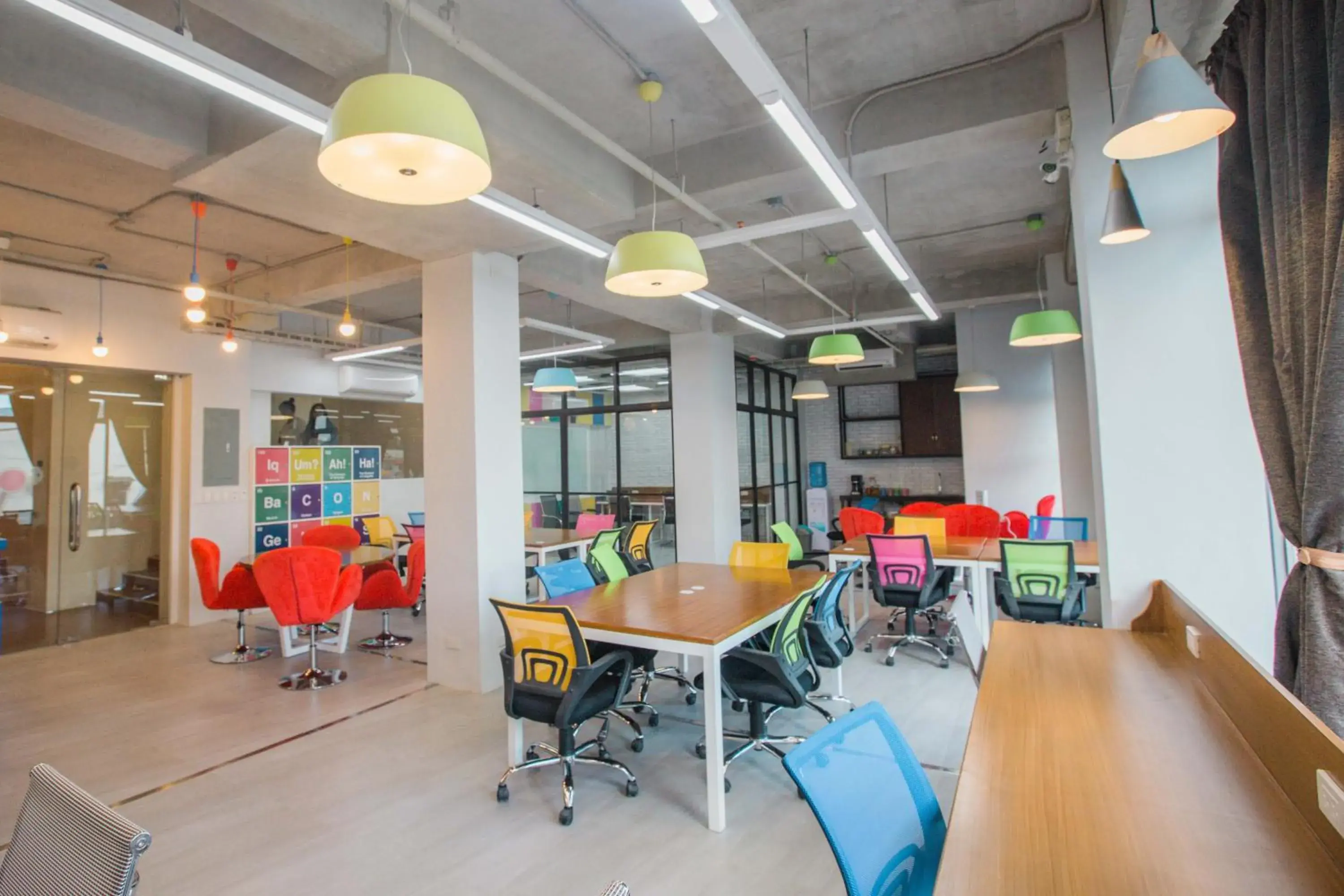 Business facilities in Bed and Bath Serviced Suites Business facilities in Bed and Bath Serviced Suites