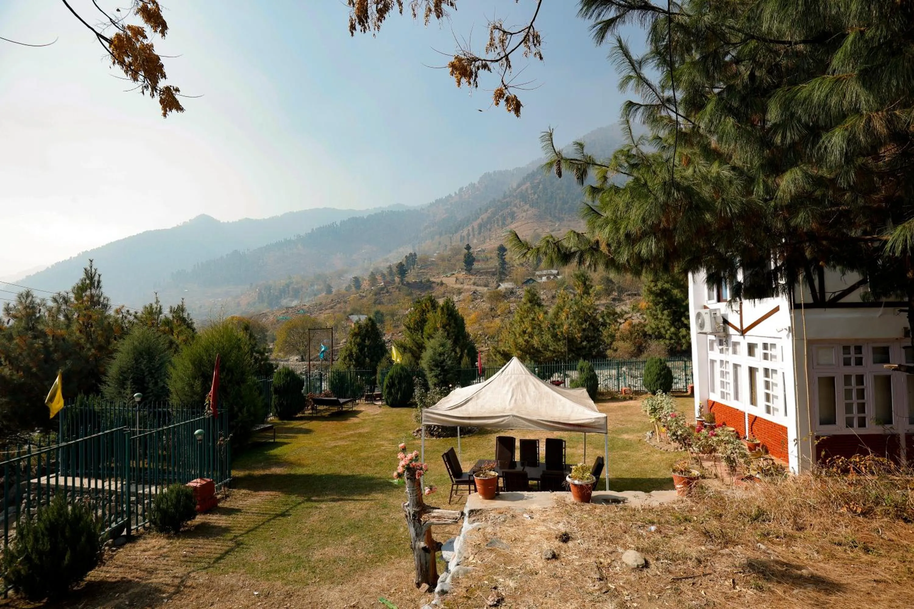 Walisons Peace Resort