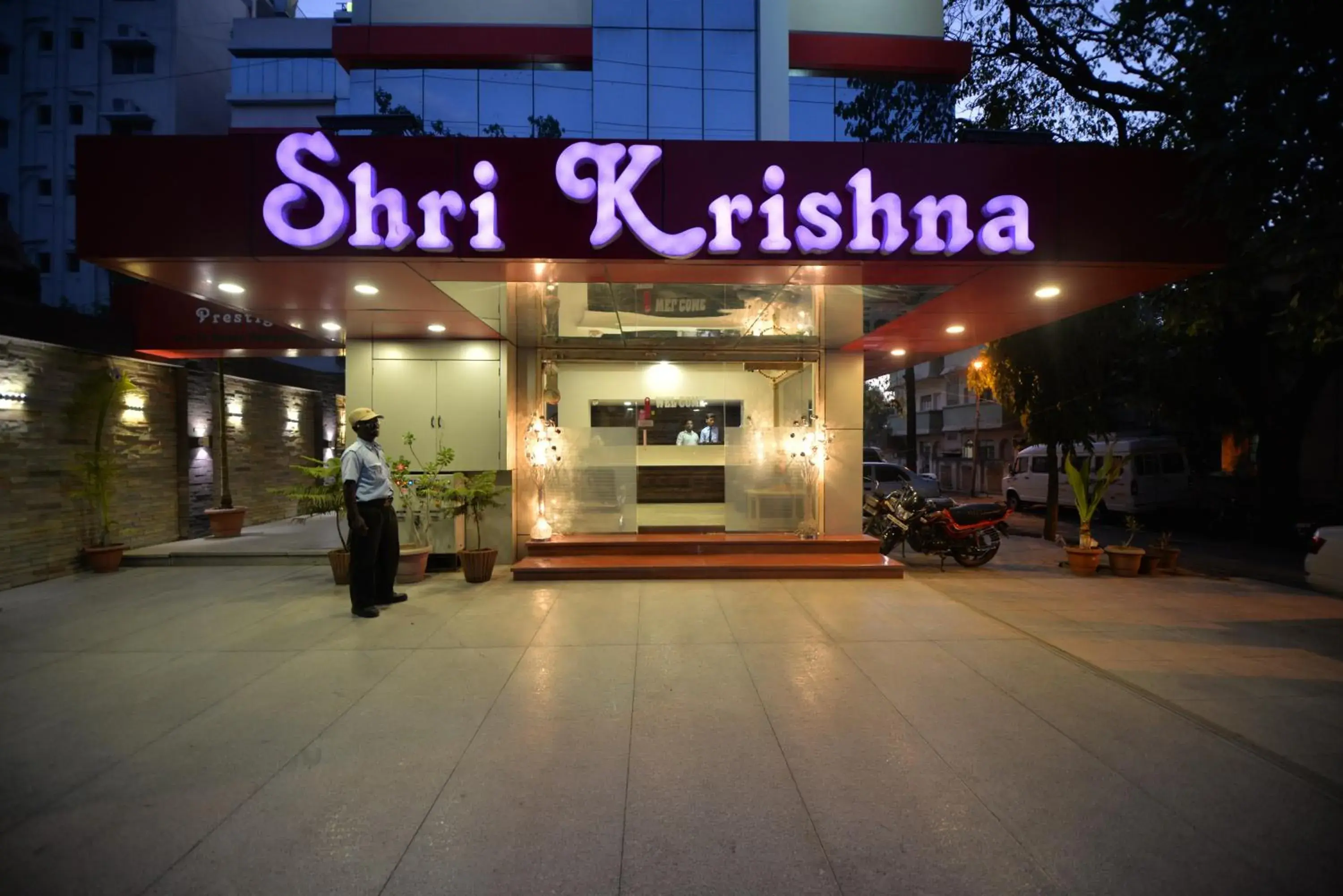 Facade/entrance in Hotel Radhe Krishna Facade/entrance in Hotel Radhe Krishna