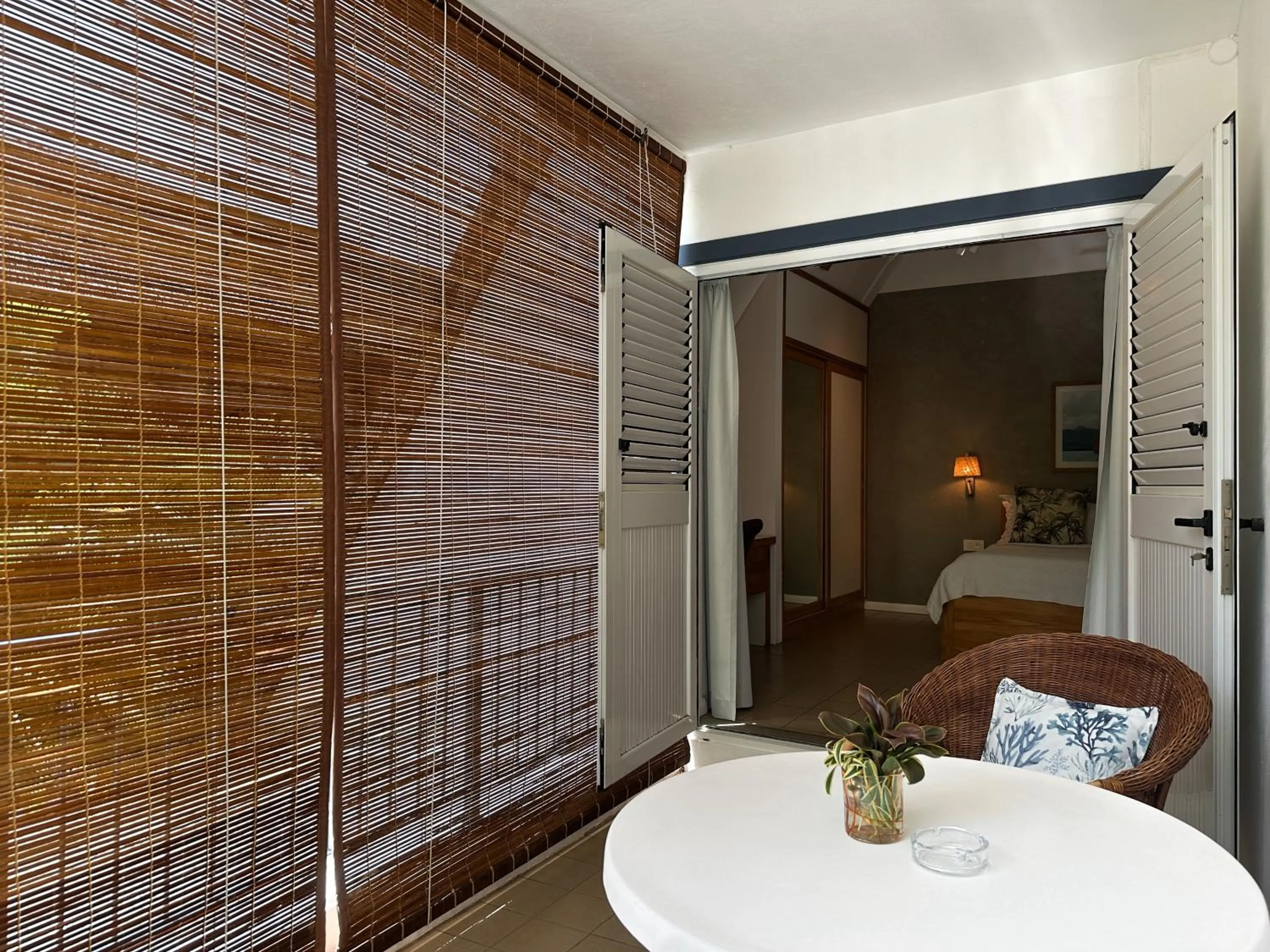 Bedroom, Bed in Blue Bird