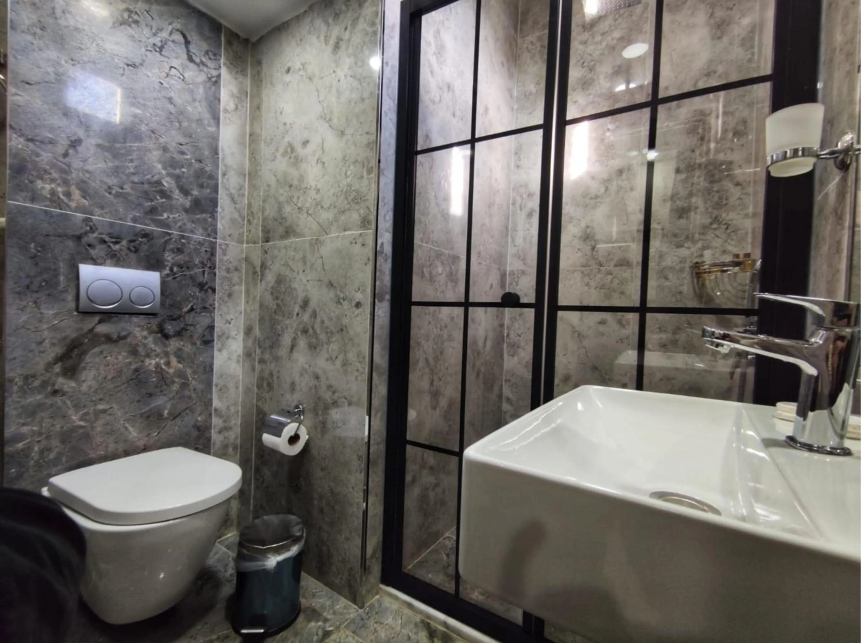 Bathroom in The Golden Pera's Hotel & Spa