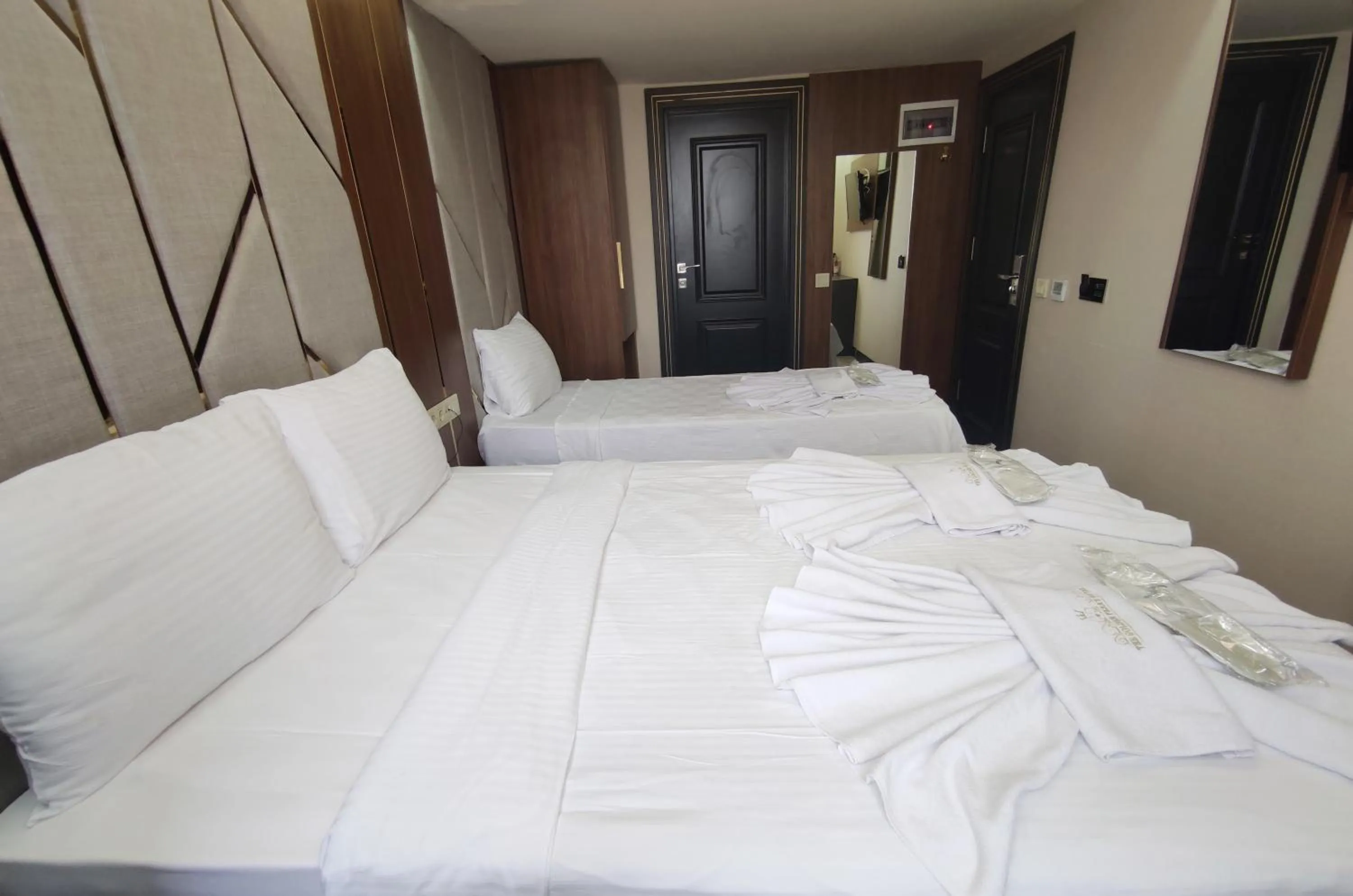 Bed in The Golden Pera's Hotel & Spa