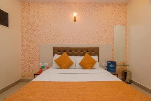 Hotel O Golden Nest Near Chhatrapati Shivaji International Airport
