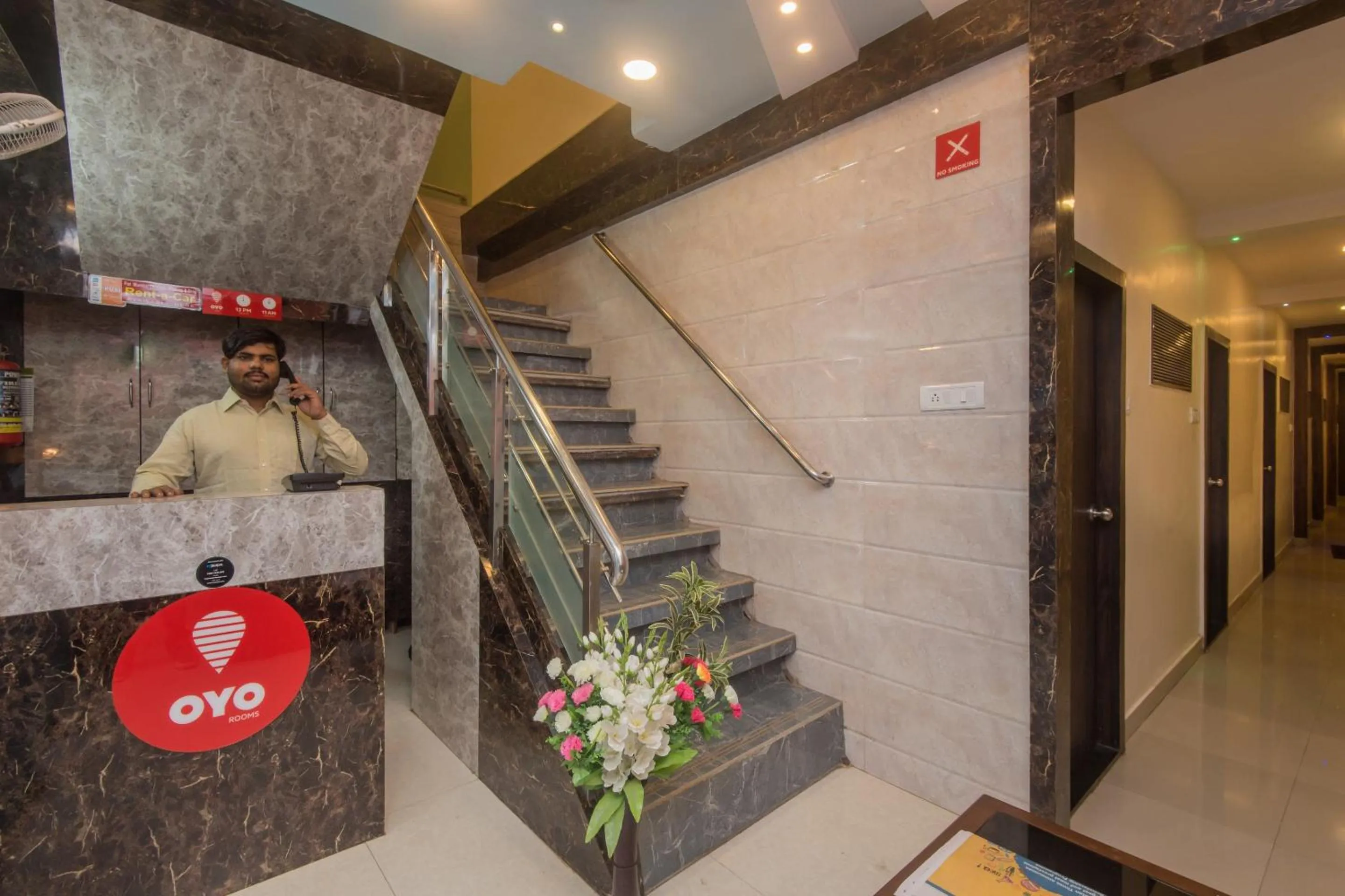 Lobby or reception in Super Hotel O Golden Nest Near Chhatrapati Shivaji International Airport