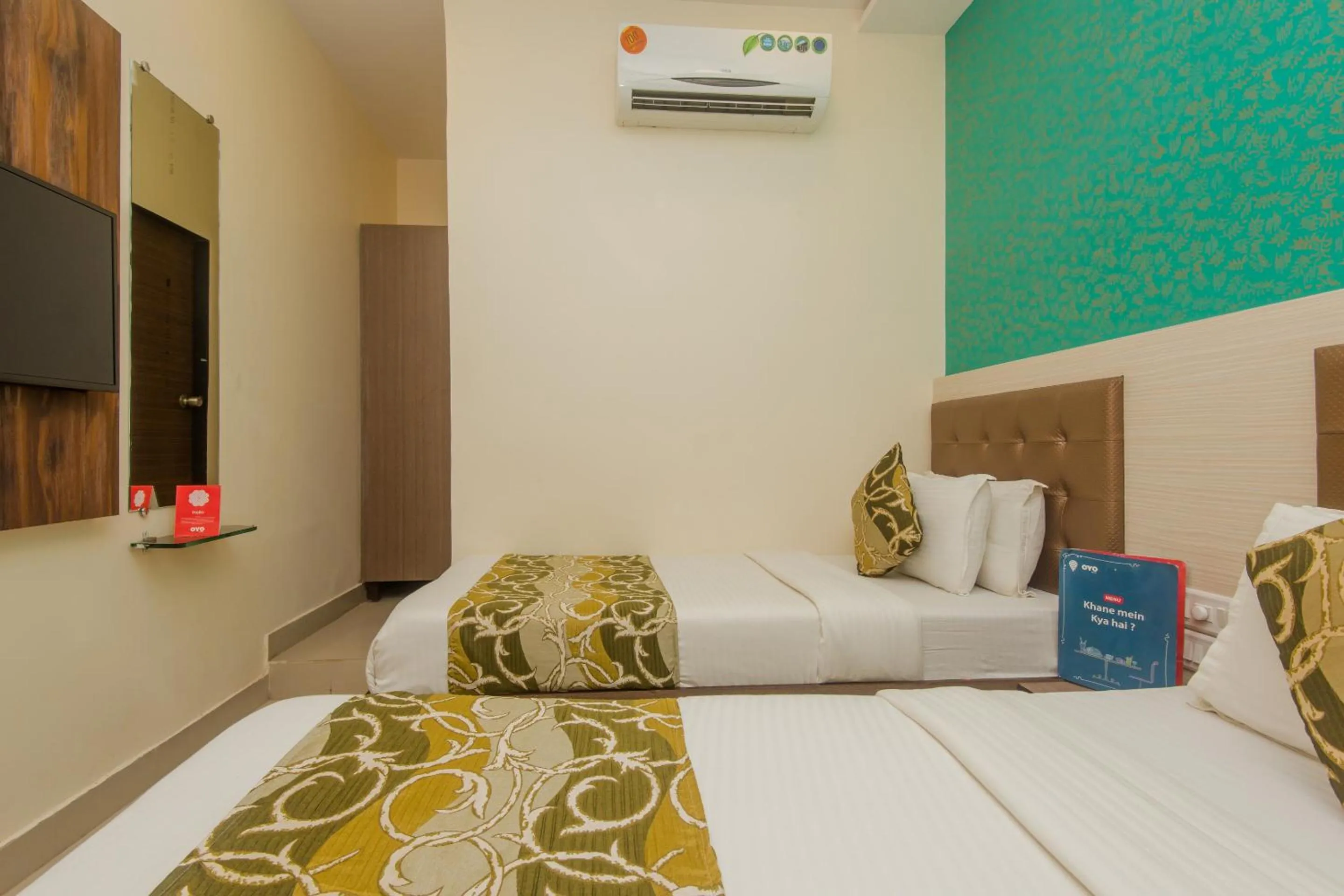 Bedroom, Bed in Super Hotel O Golden Nest Near Chhatrapati Shivaji International Airport