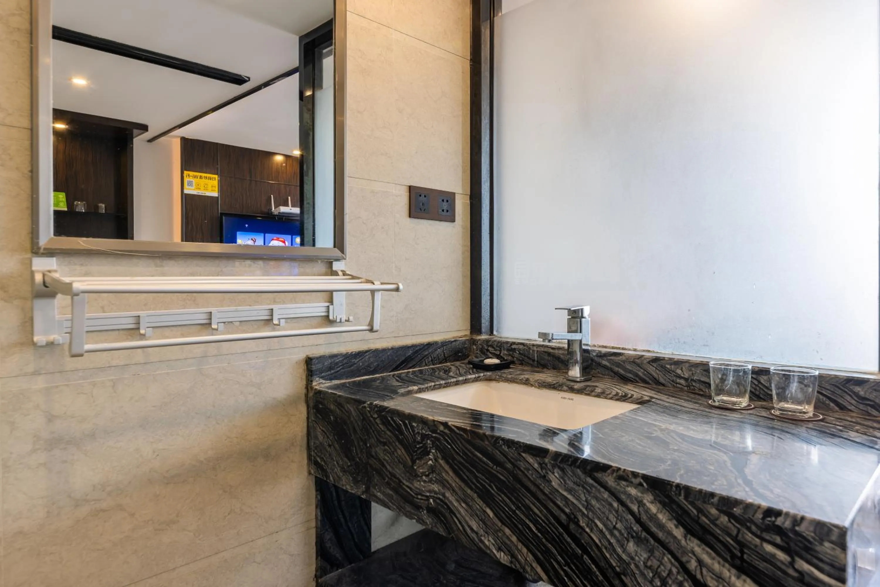 Lavender Apartment Branch