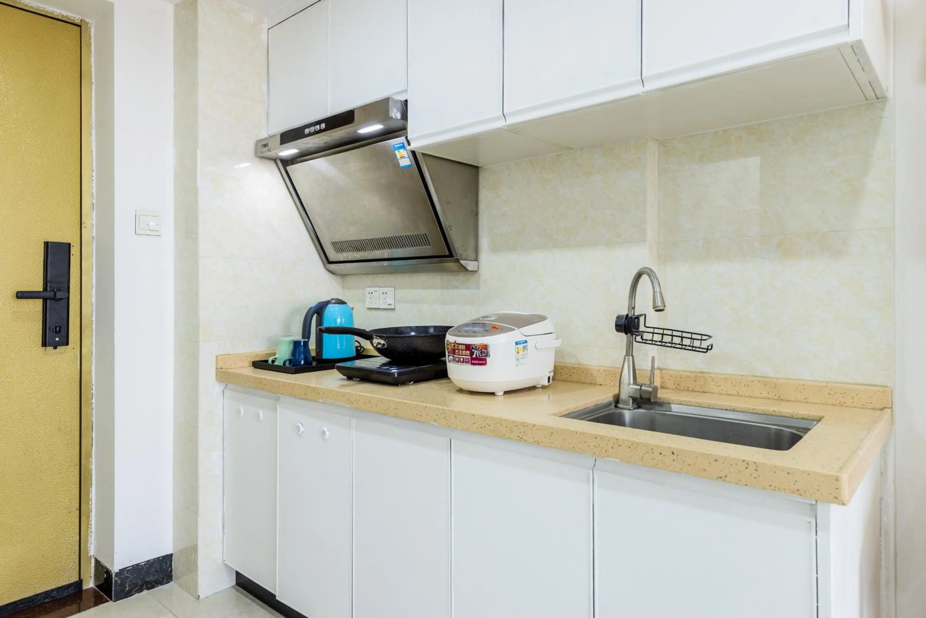 Lavender Apartment Branch