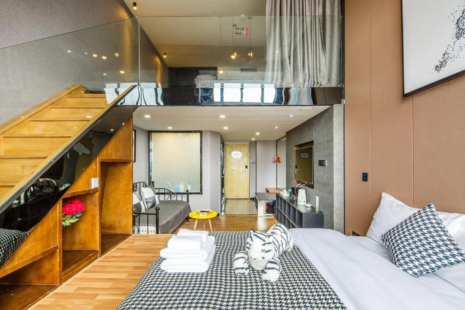 Lavender Apartment Branch