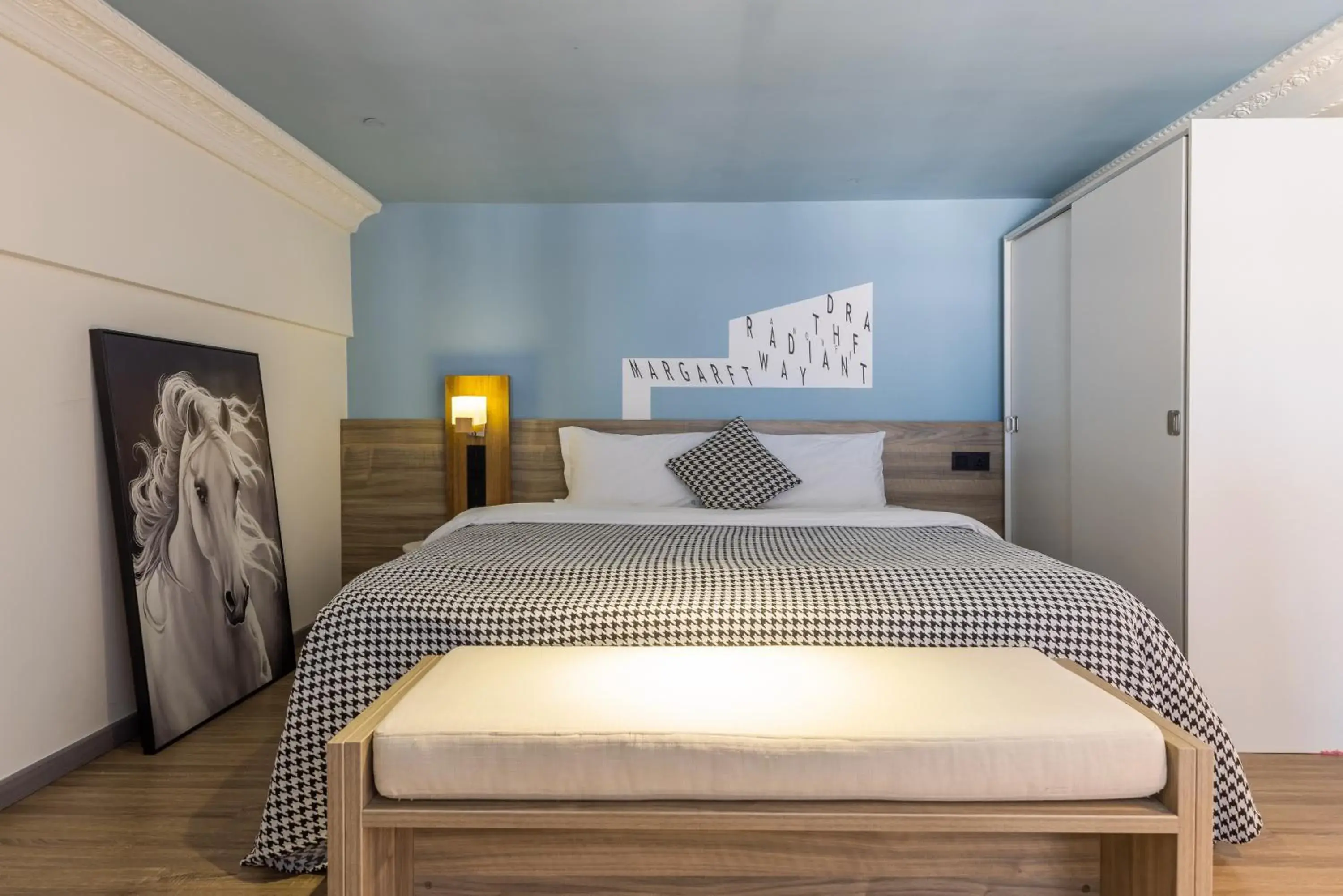 Bed in Lavender Apartment Branch Bed in Lavender Apartment Branch