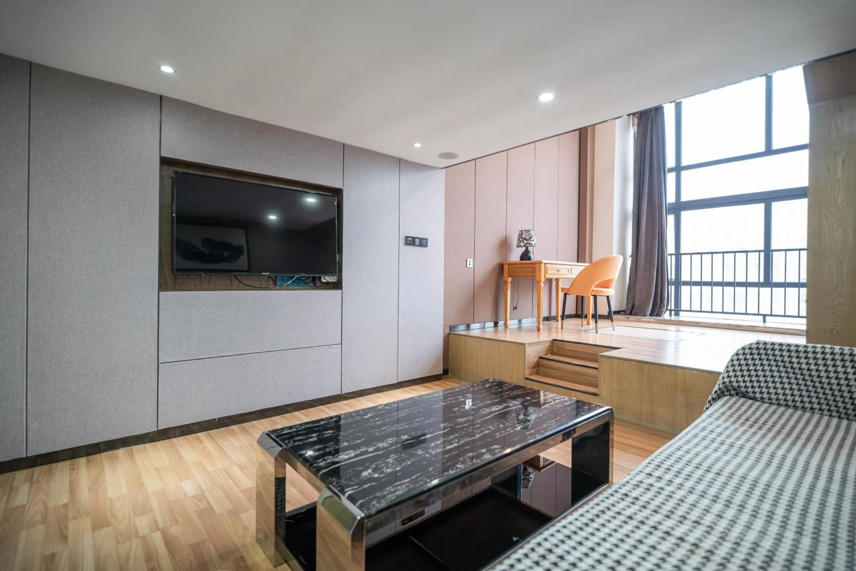 Lavender Apartment Branch