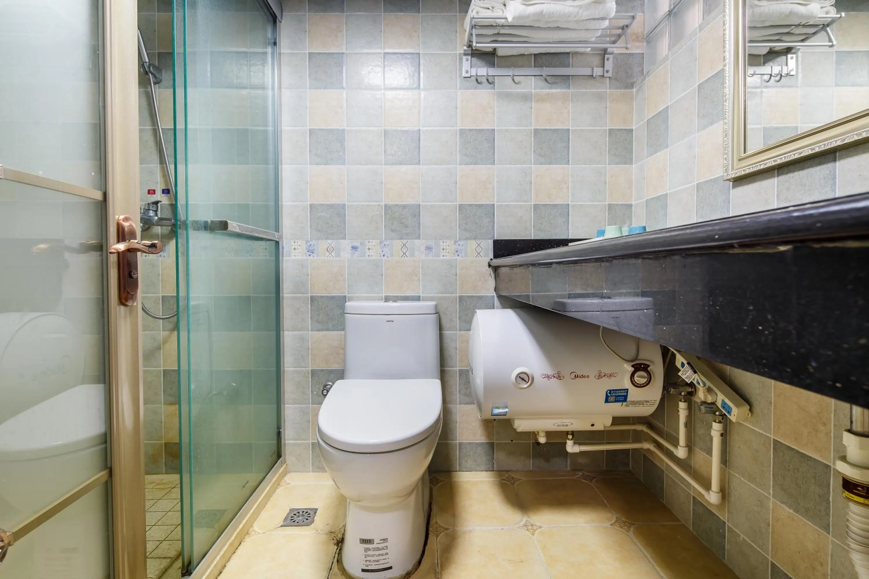 Bathroom in Lavender Apartment Branch