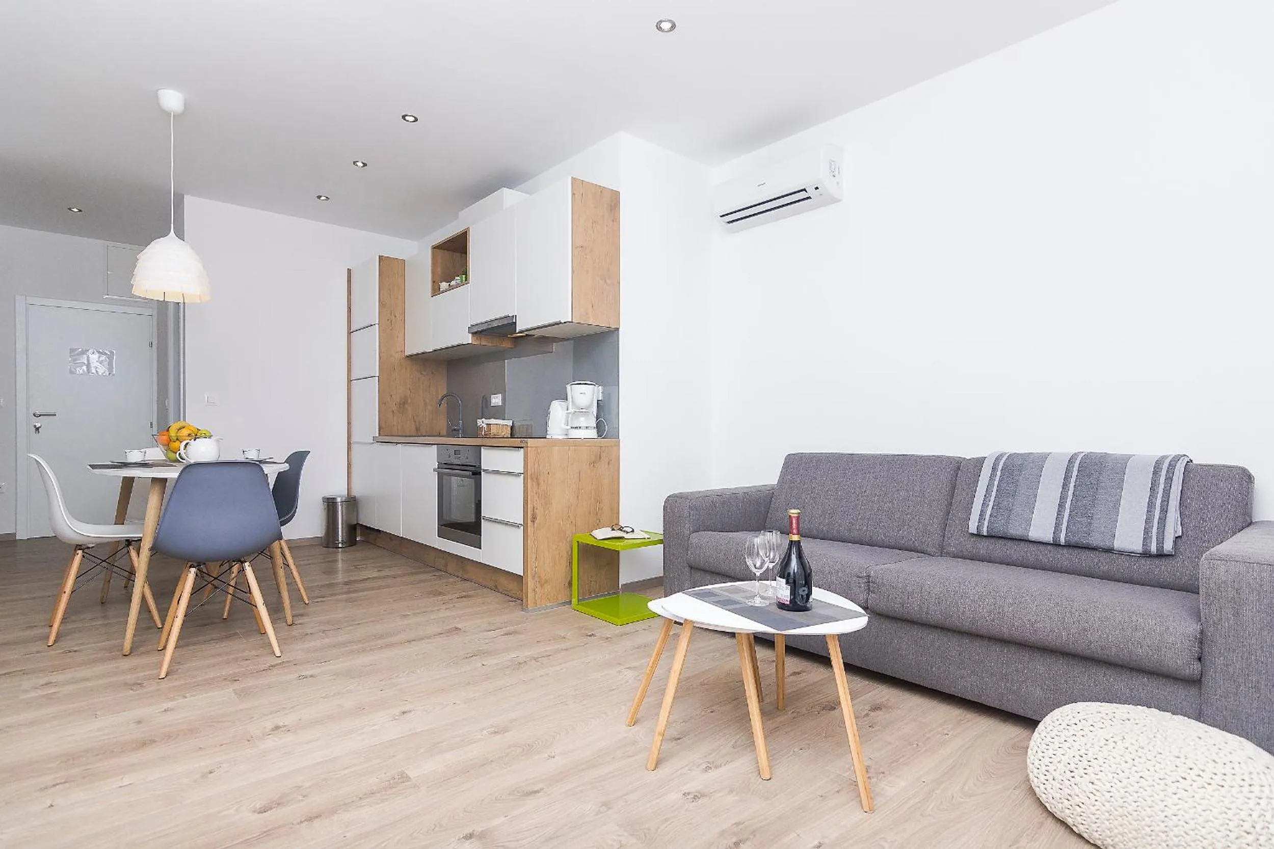 Kitchen or kitchenette in Apartments Villa Mili