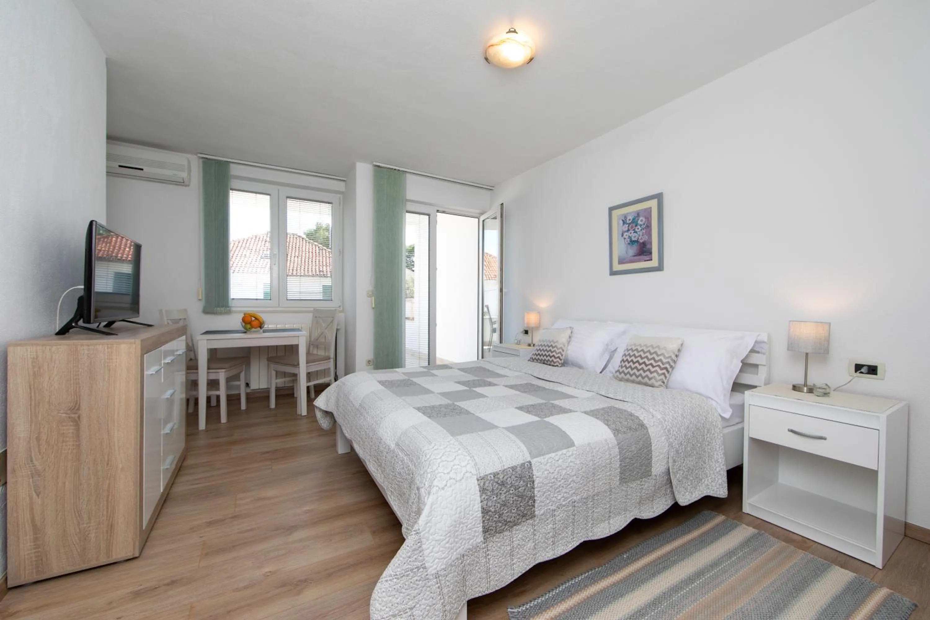 Bed in Apartments Villa Mili