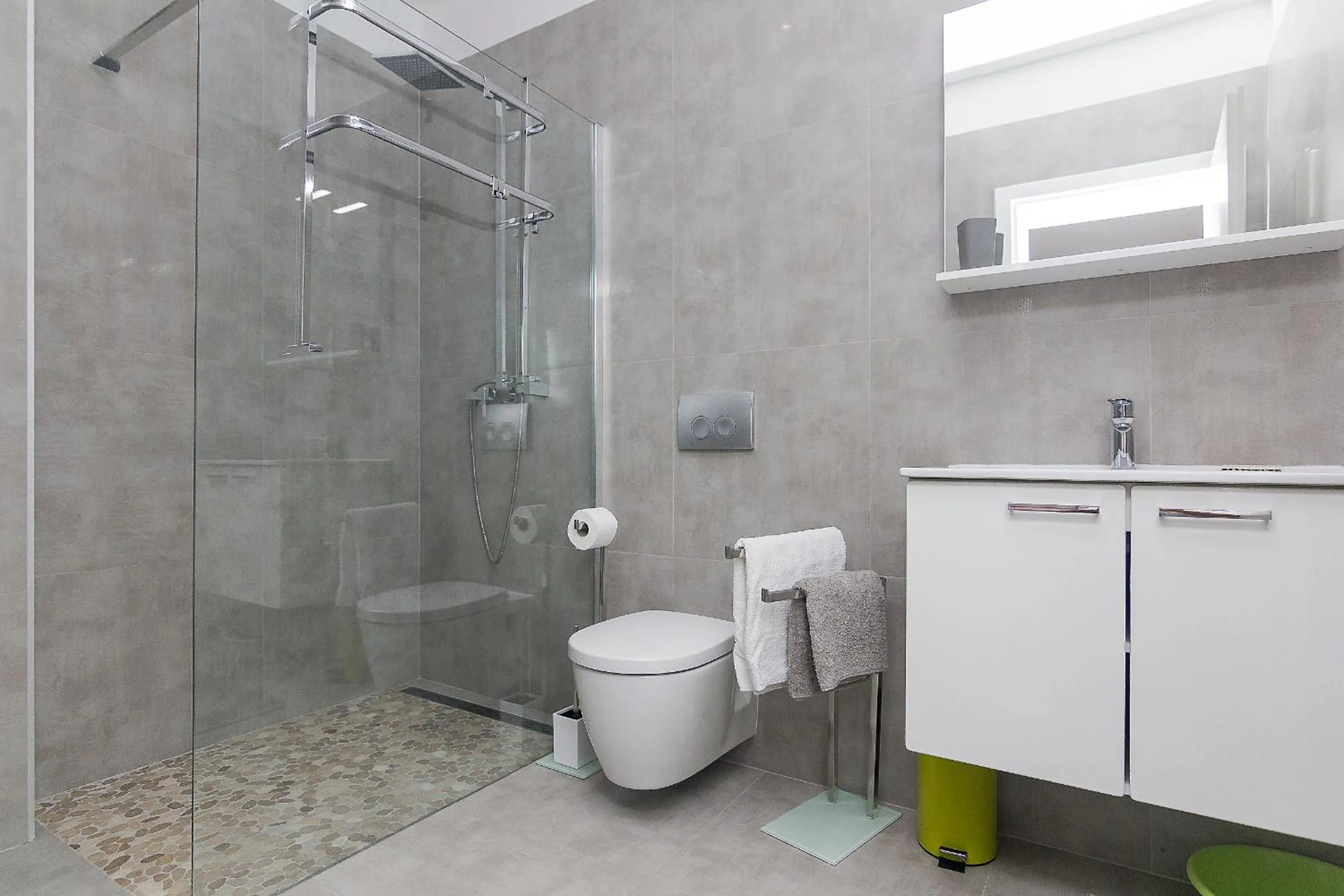 Shower in Apartments Villa Mili
