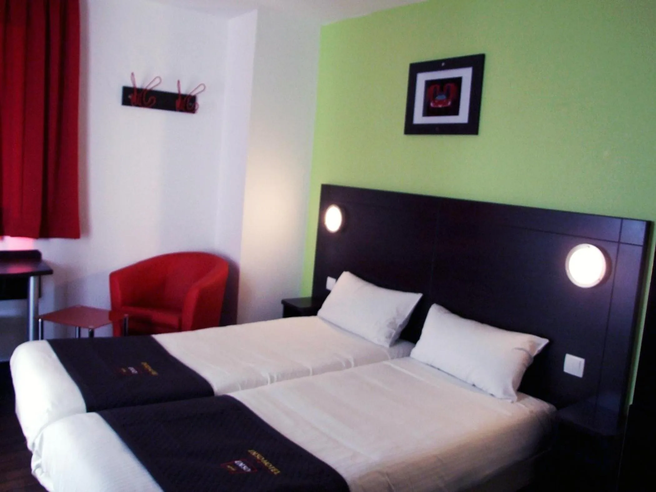 Bed in Enzo Hotel Mulhouse Sud Morschwiller le Bas