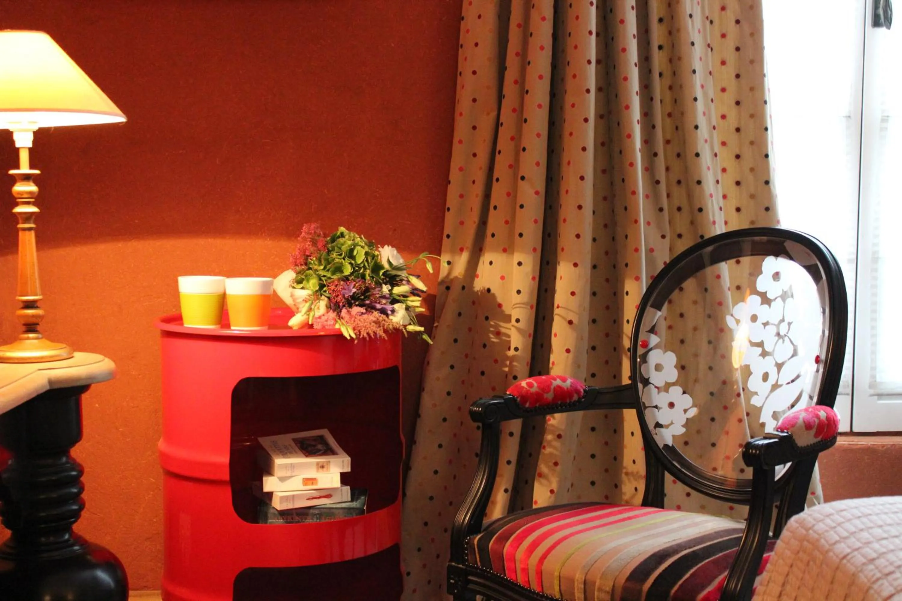 Decorative detail, Seating Area in Prince de Conde