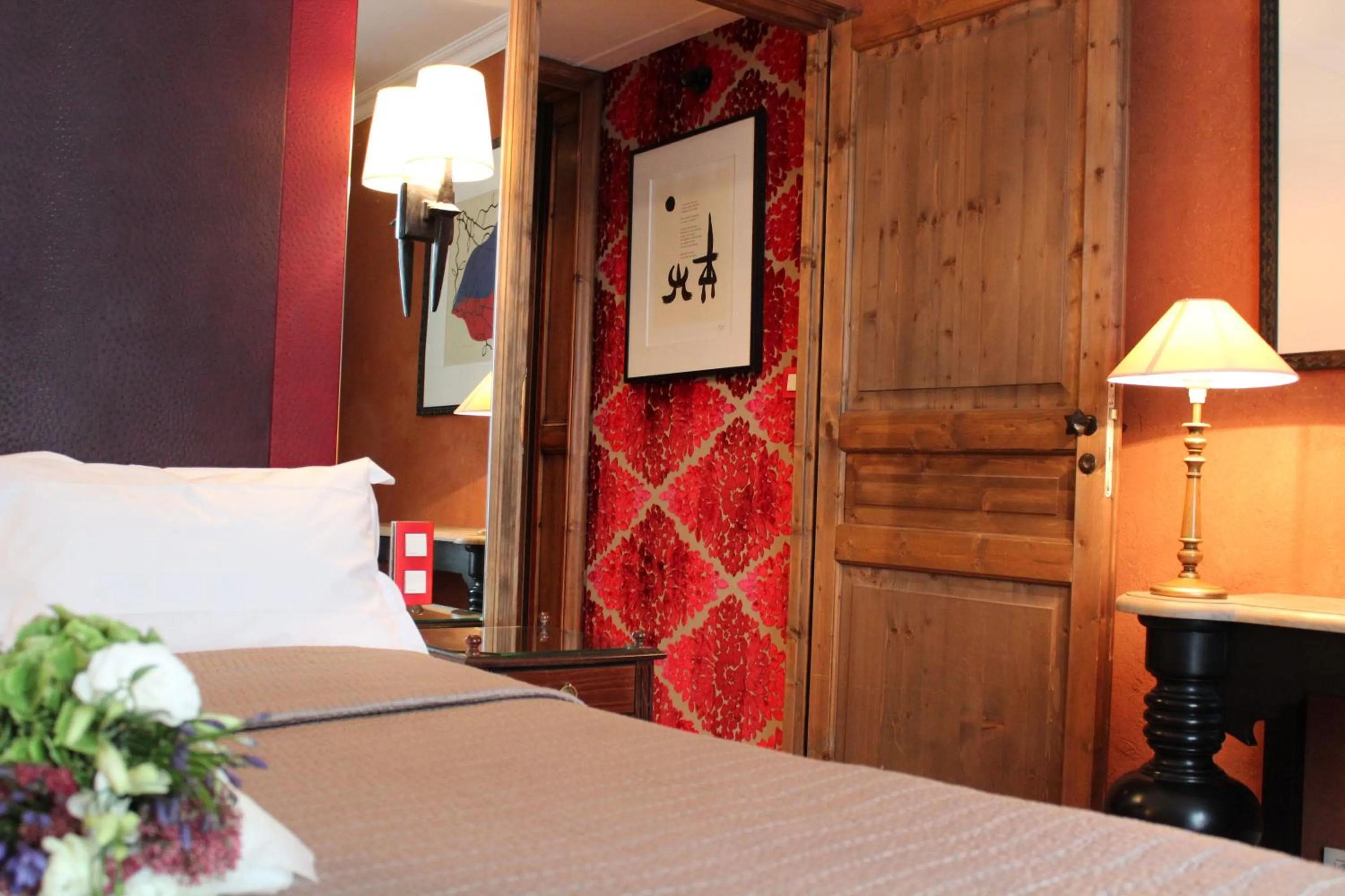 Bedroom in Prince de Conde