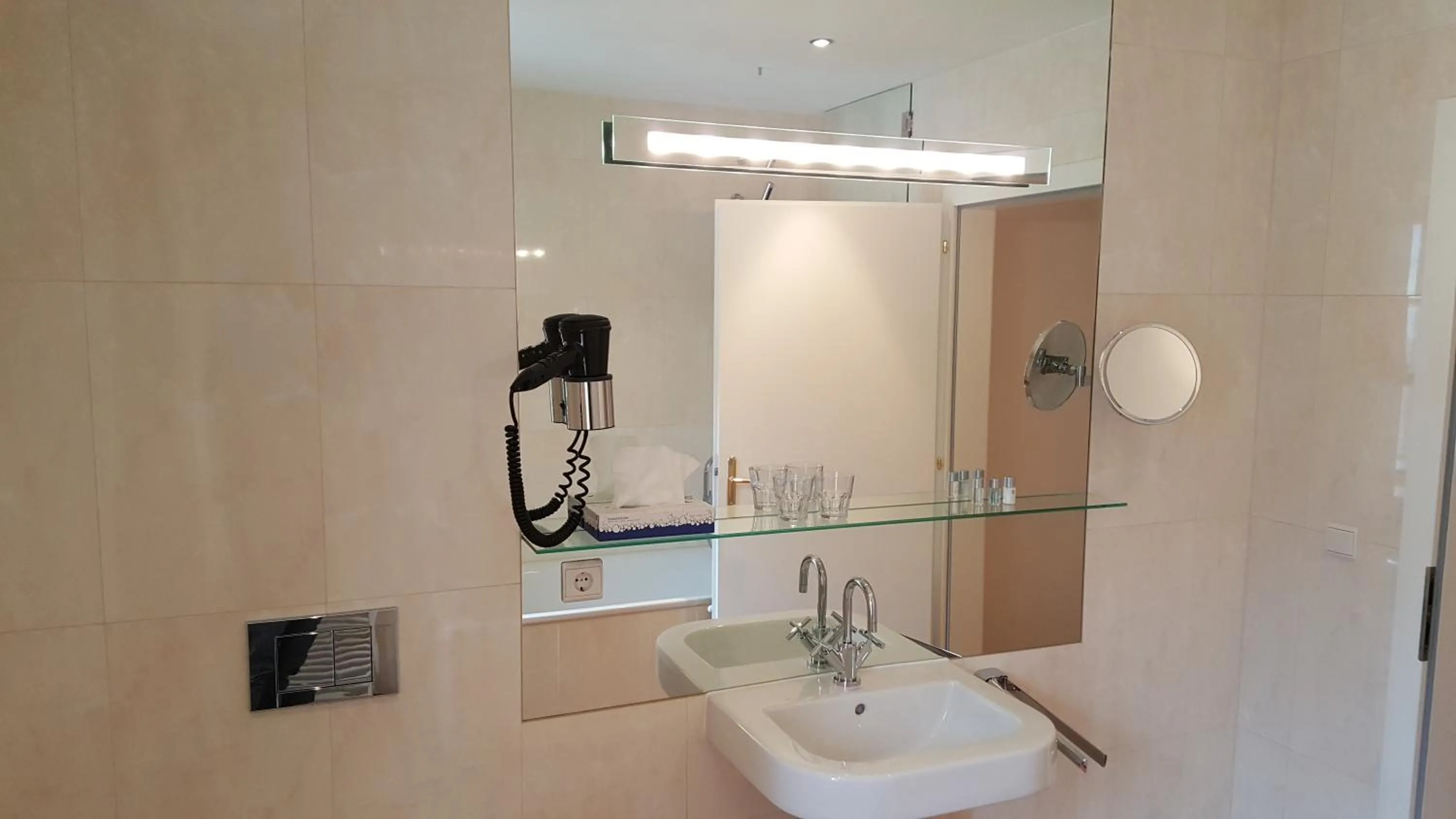 Bathroom in Mellauner Hof