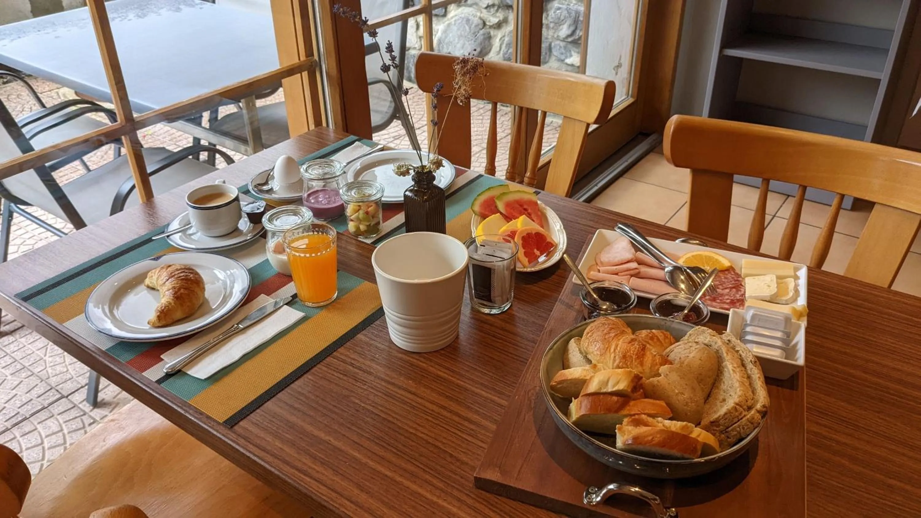 Breakfast in Hotel Beau-Séjour