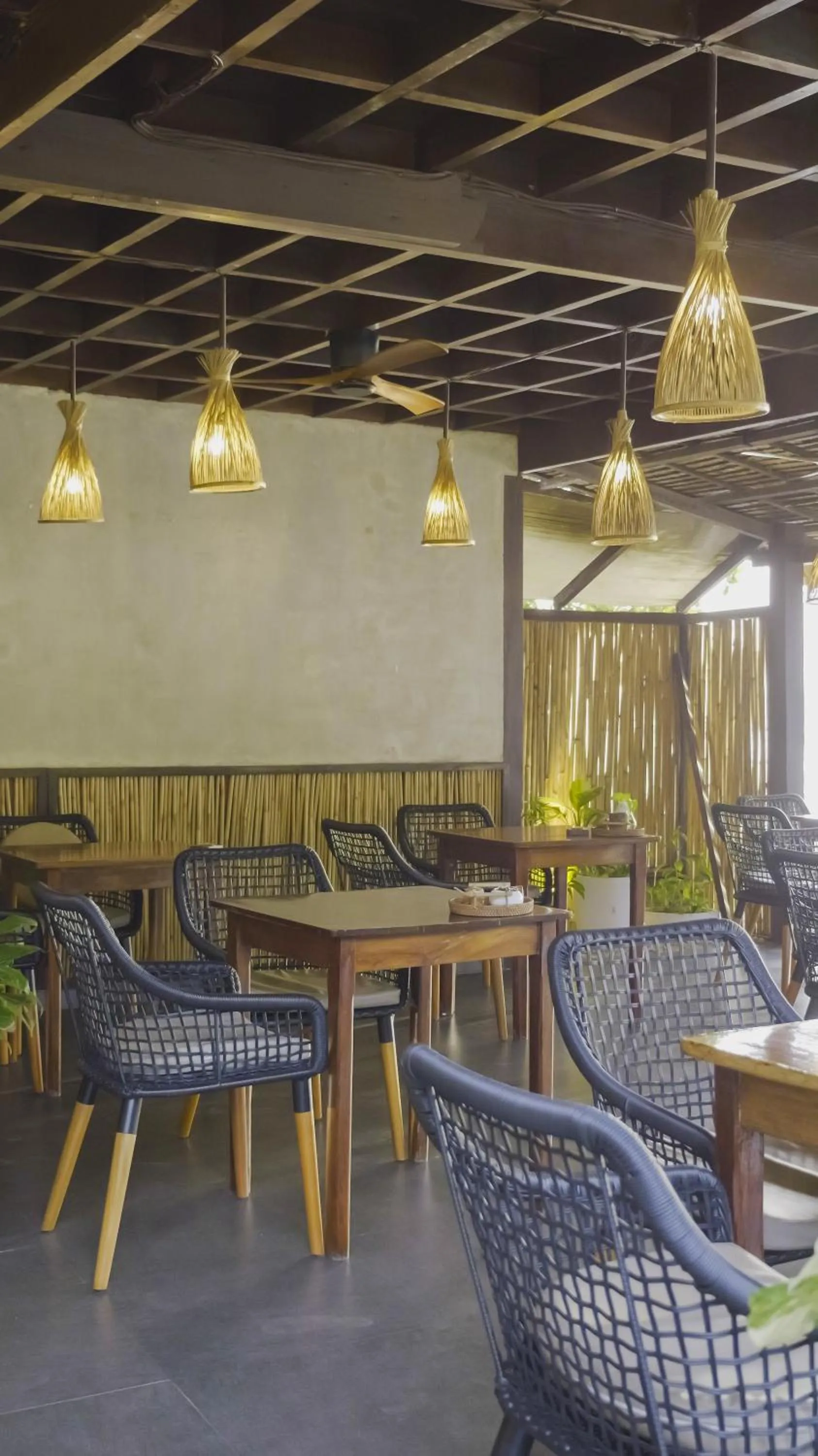 Restaurant/places to eat in Last Frontier Beach Resort - Adults Only