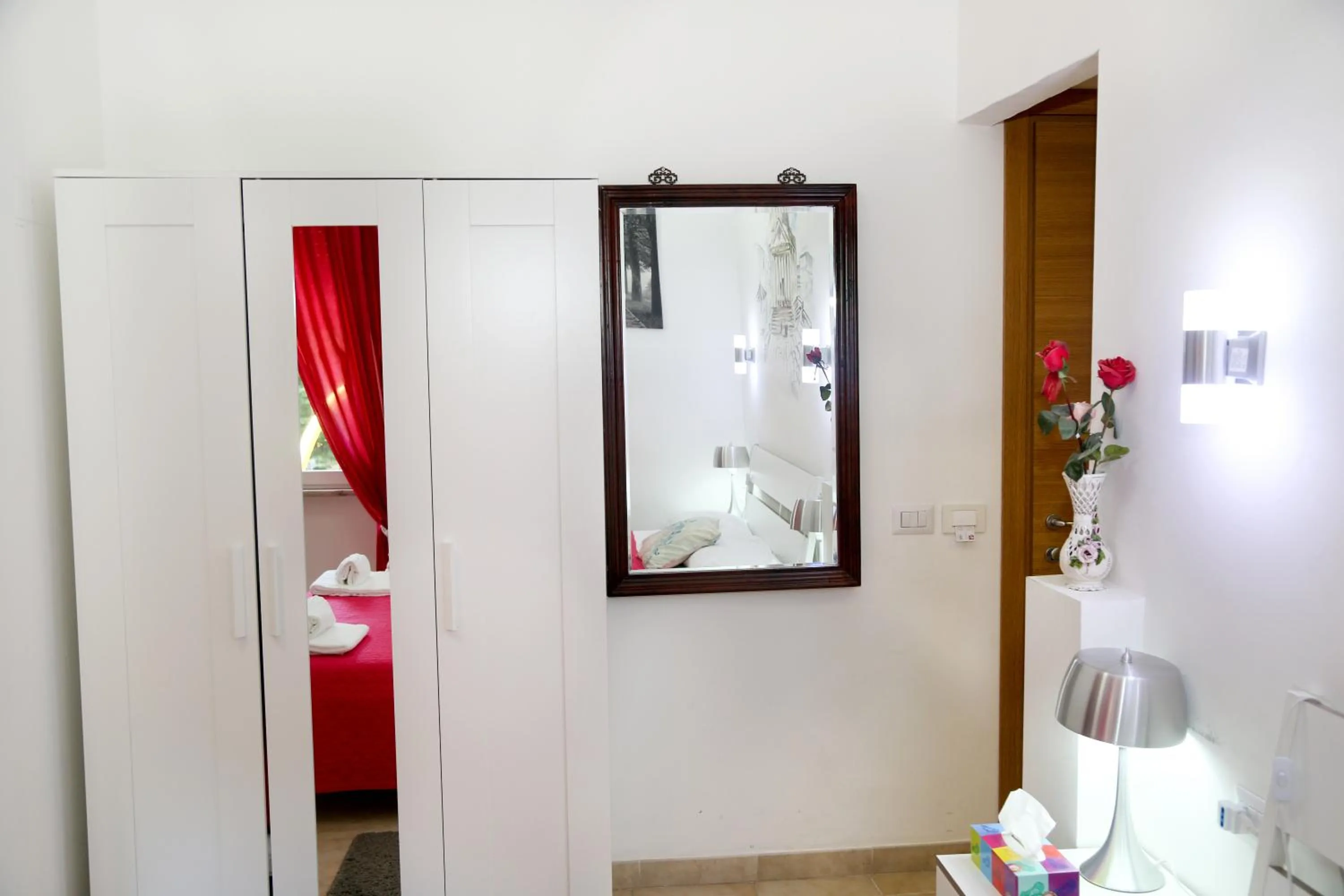 Decorative detail in Gateway Residence