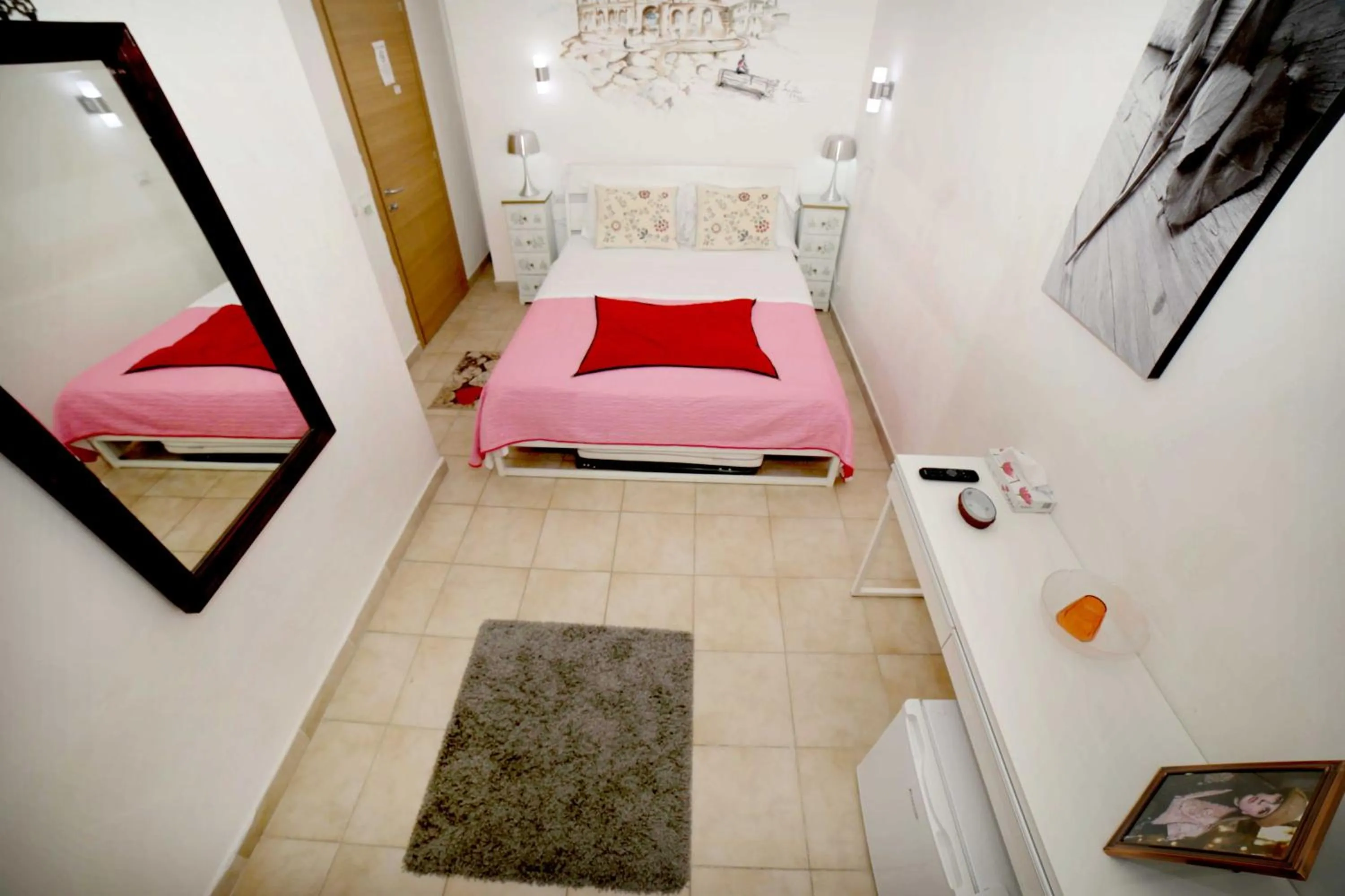 Photo of the whole room, Bed in Gateway Residence