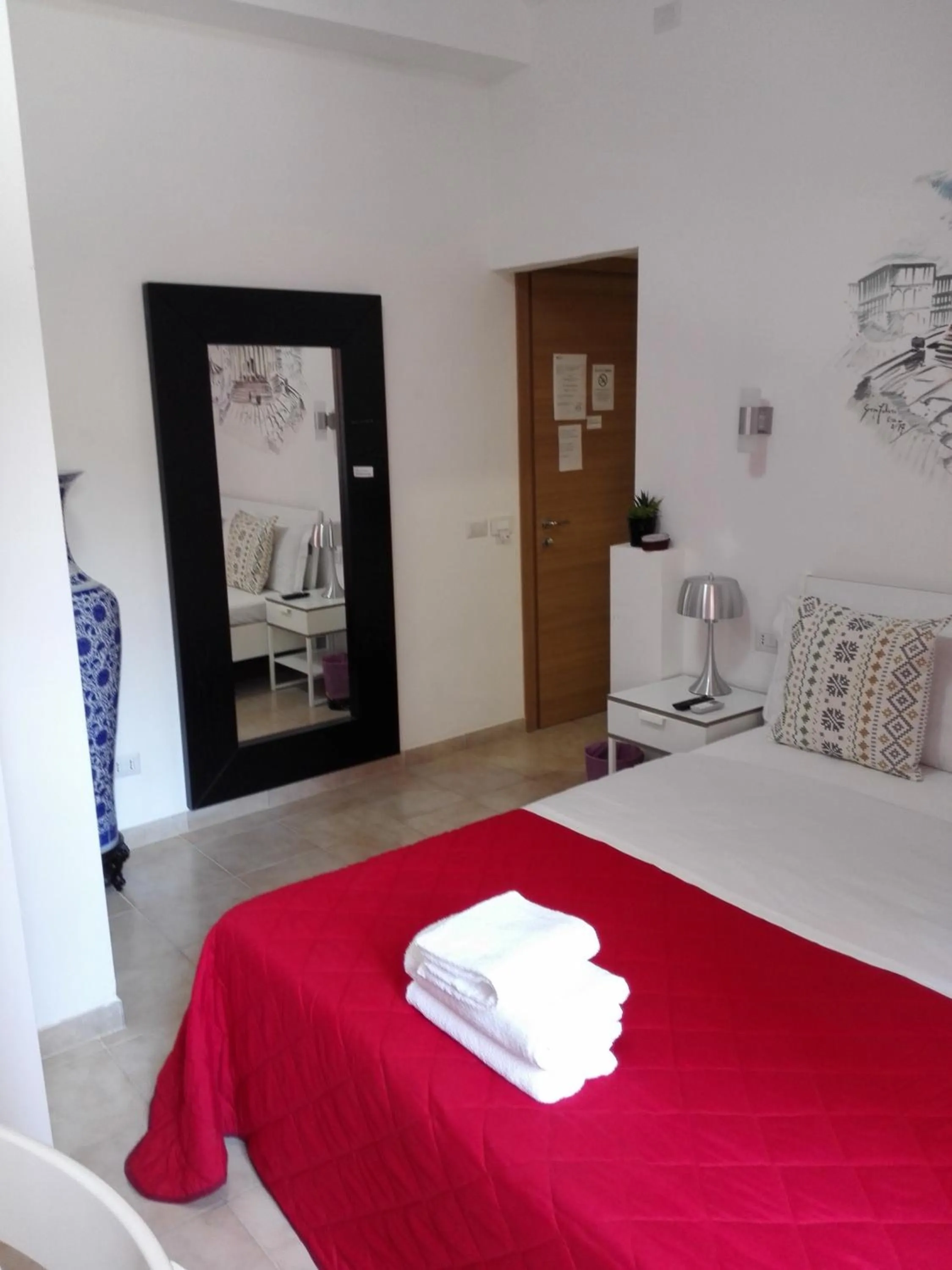 Bedroom, Bed in Gateway Residence