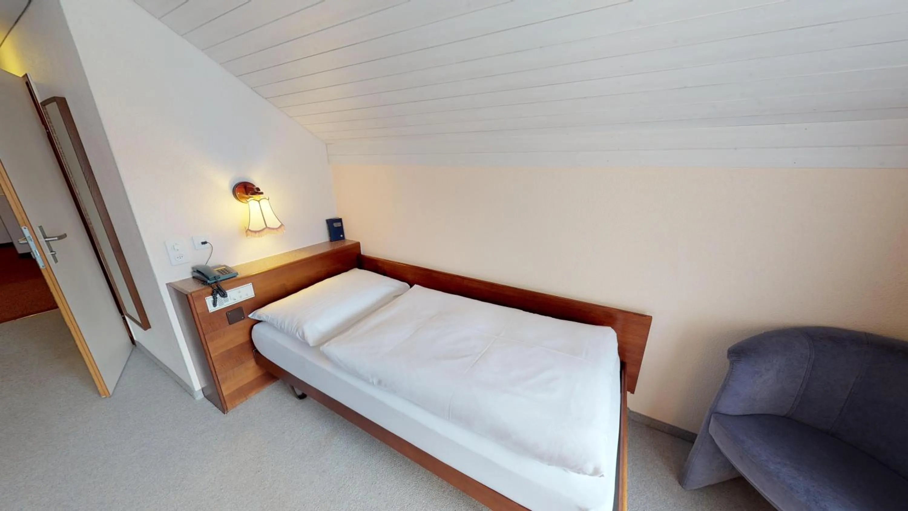 Bed in Hotel-Restaurant Seegarten-Marina