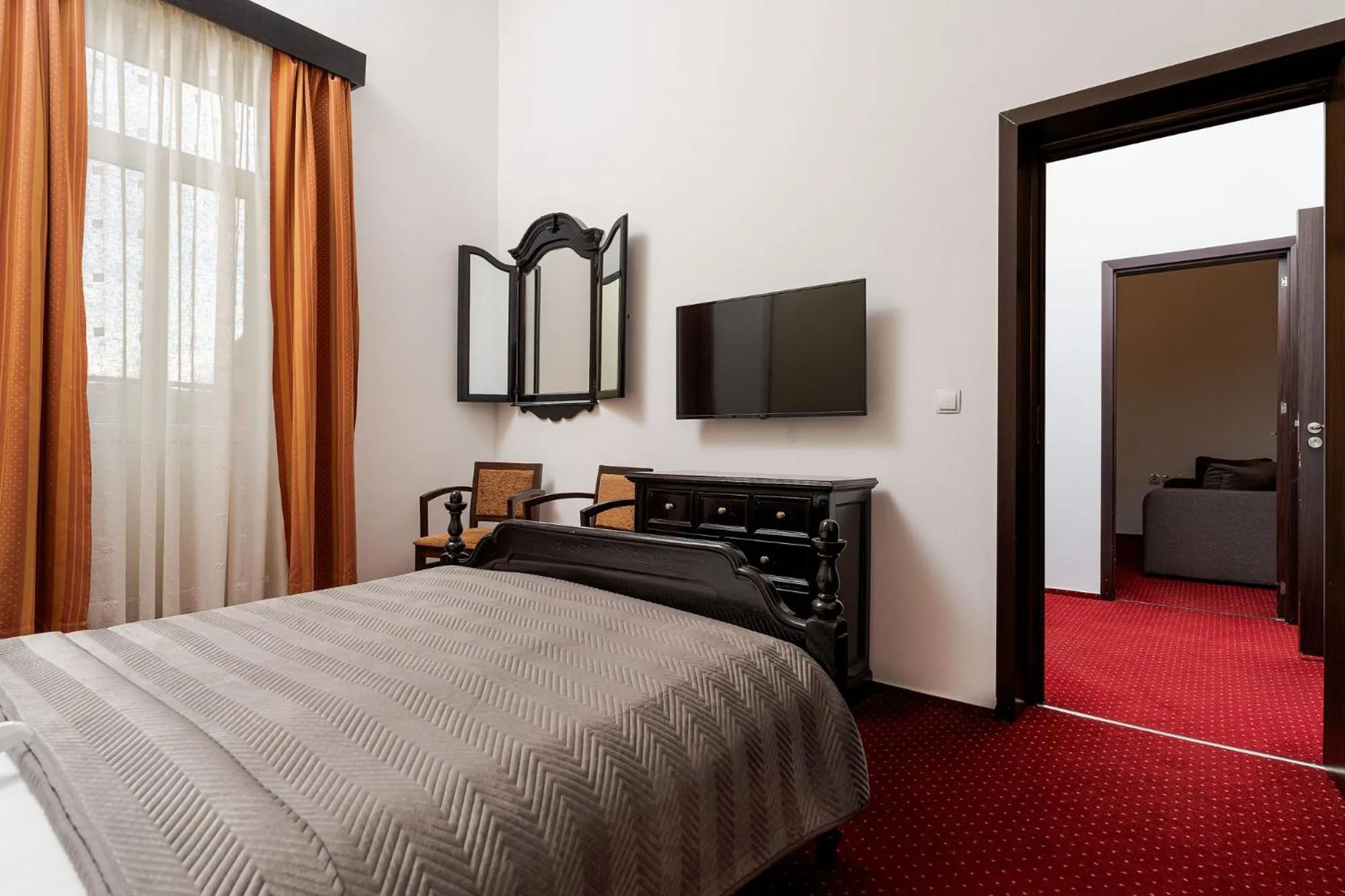 Bedroom, Bed in Hotel Central