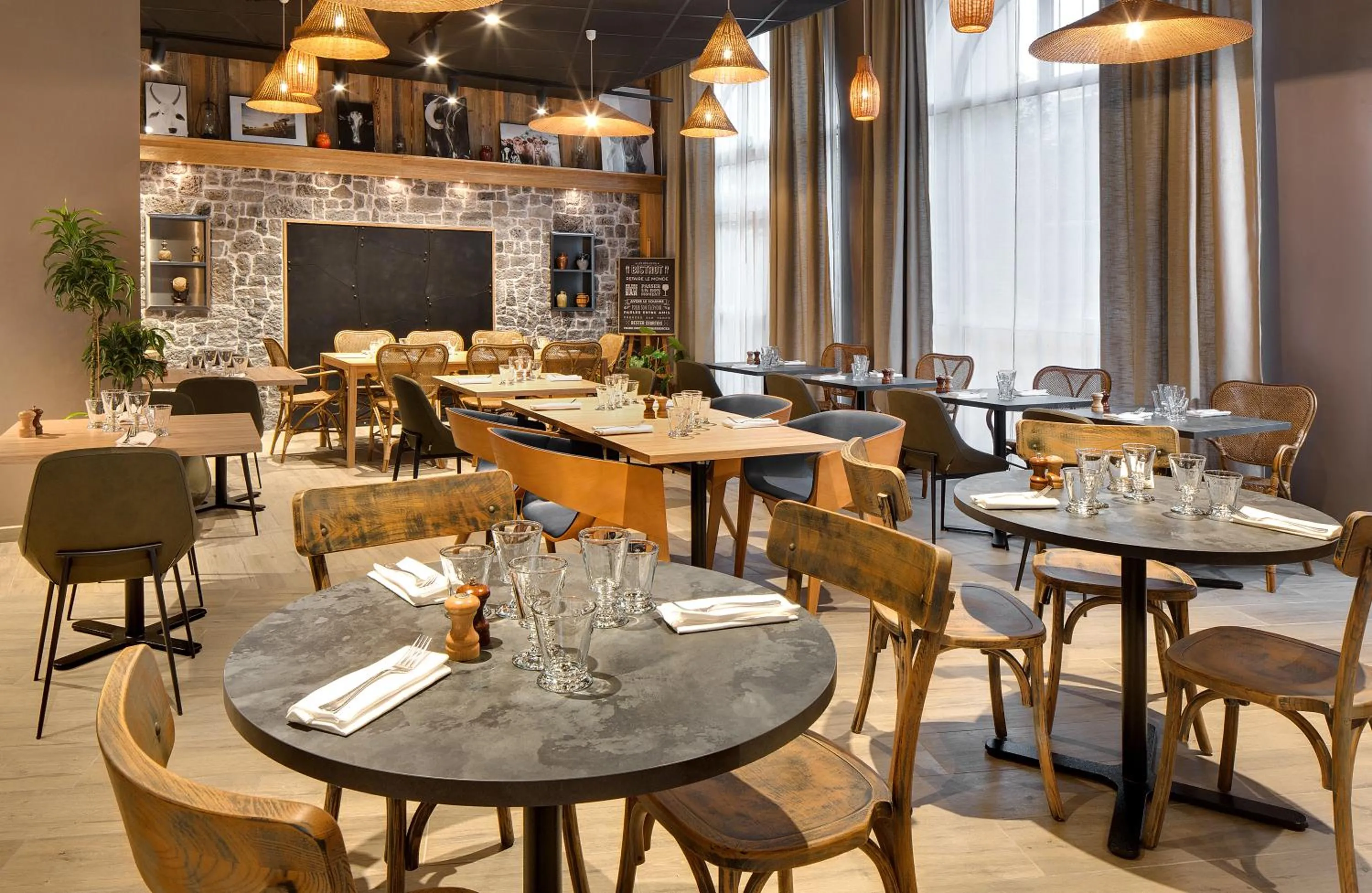 Restaurant/places to eat in Résidence Callou by Vy Resort Thermal & Spa