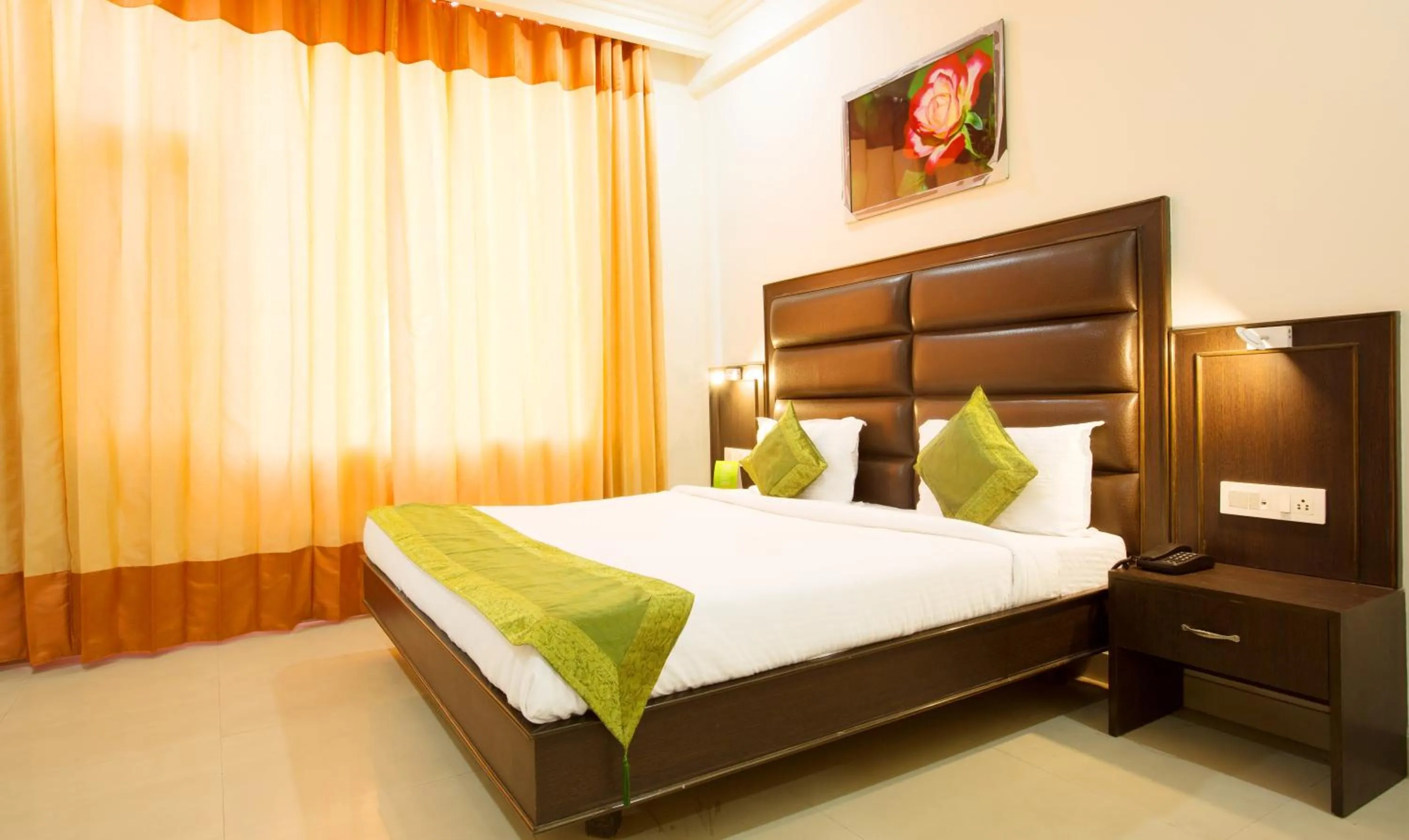 Bedroom in Treebo Dee Intercontinental Amritsar