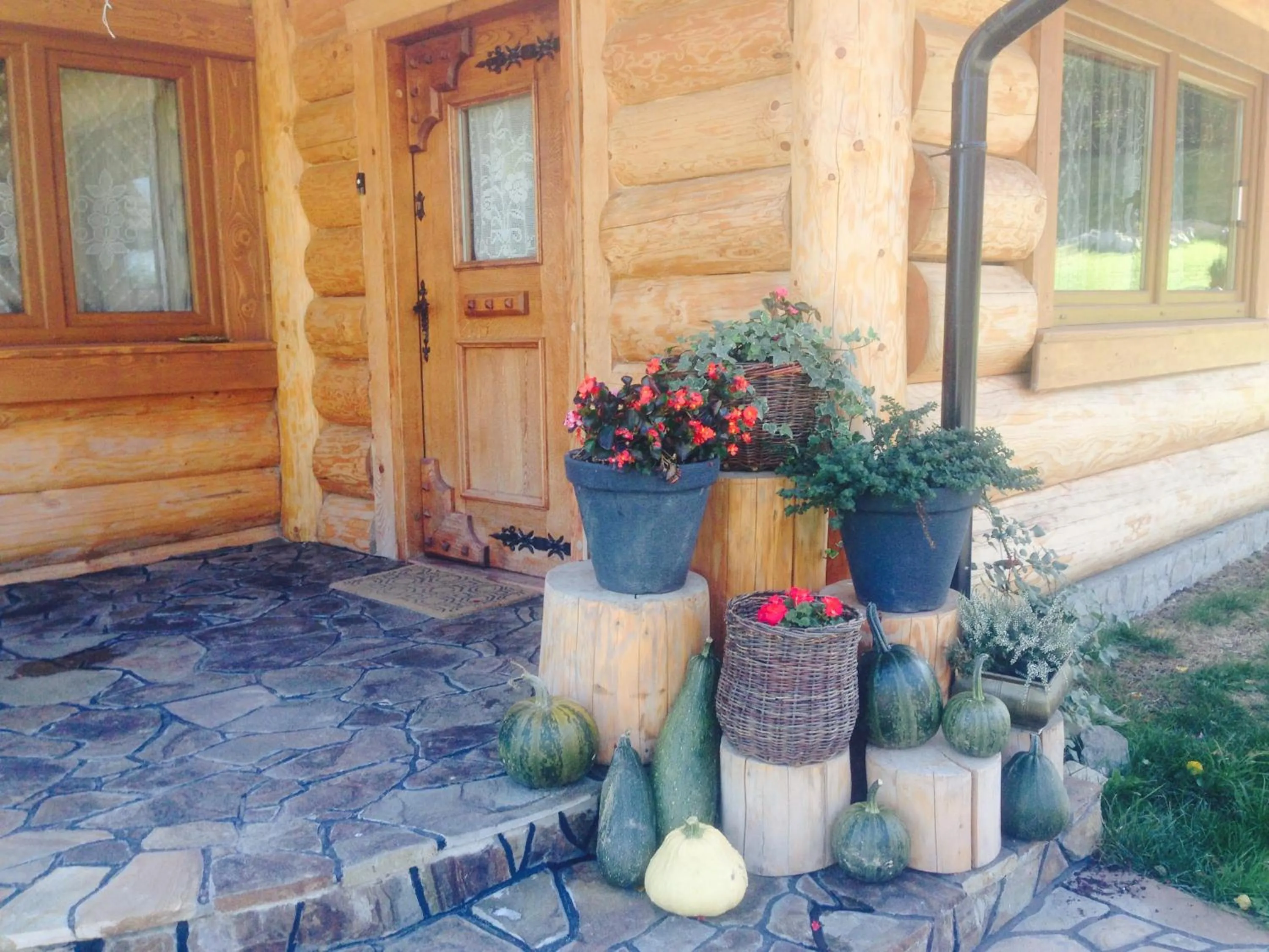 Facade/entrance in UDany Weekend