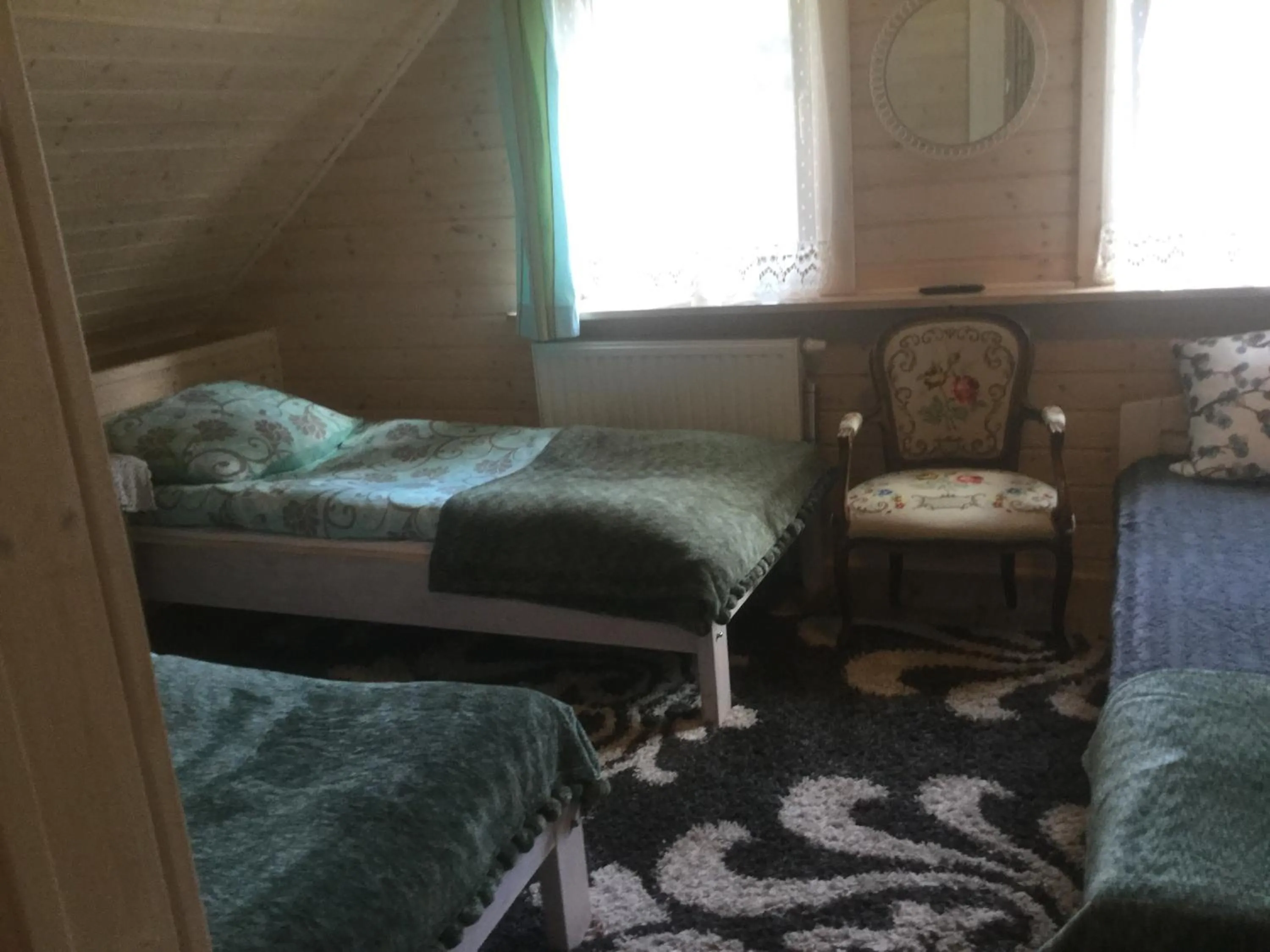 Bed in UDany Weekend