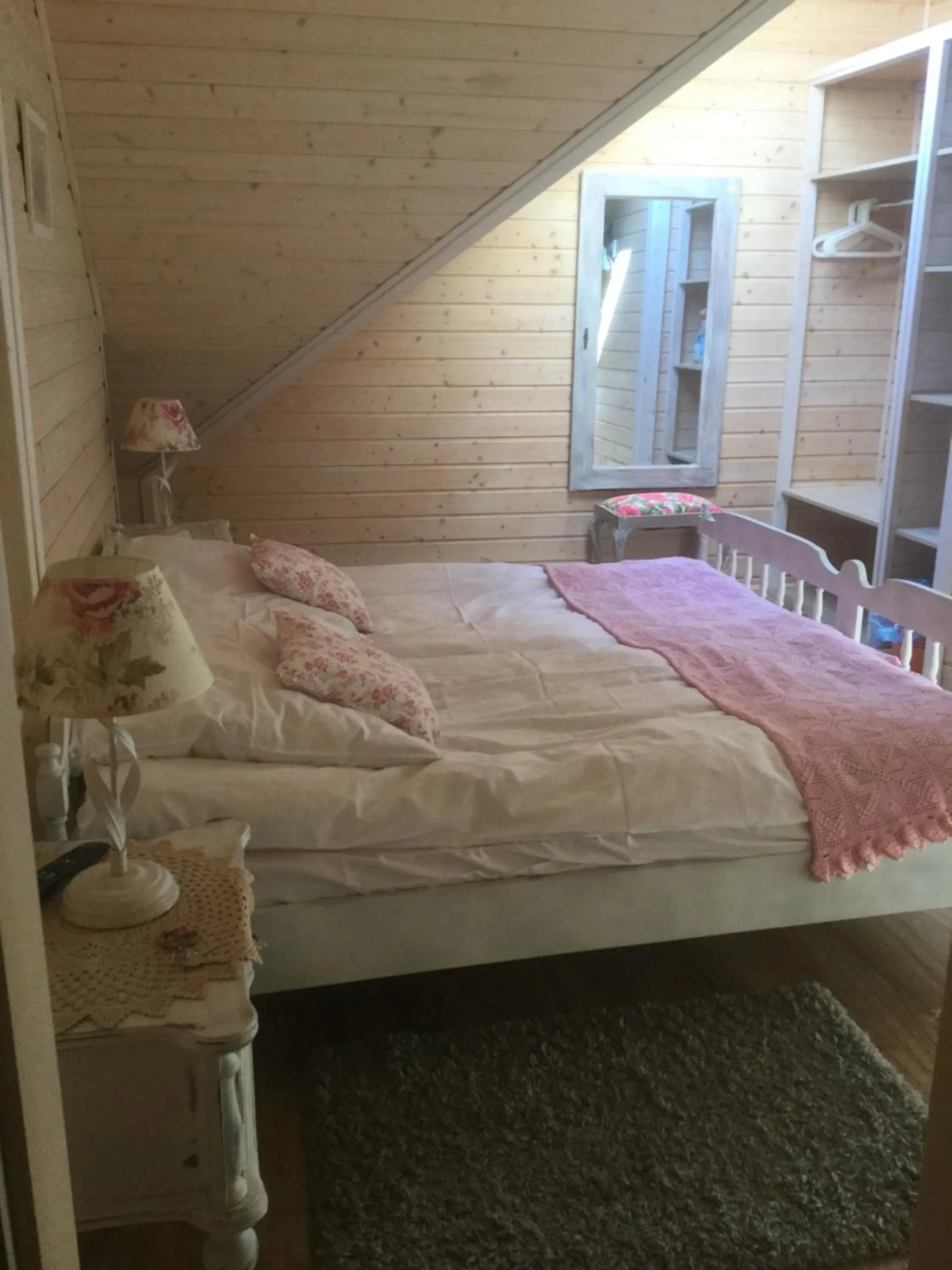 Bed in UDany Weekend
