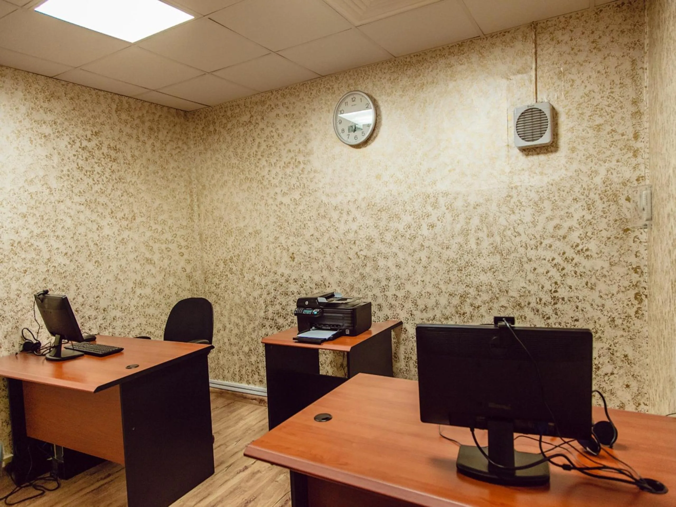 Business facilities in Sharjah Carlton Hotel