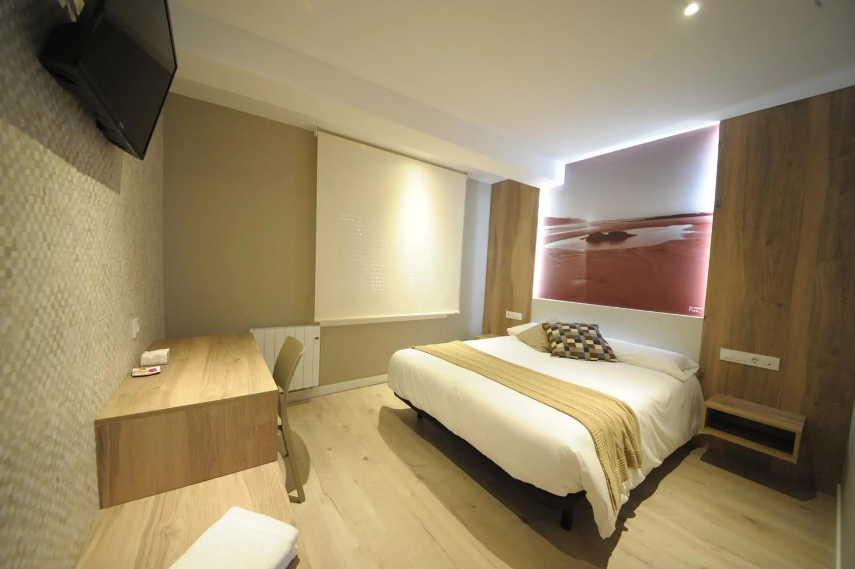 Family Room with Private Bathroom in Rio Sil Carballo Family Room with Private Bathroom in Rio Sil Carballo