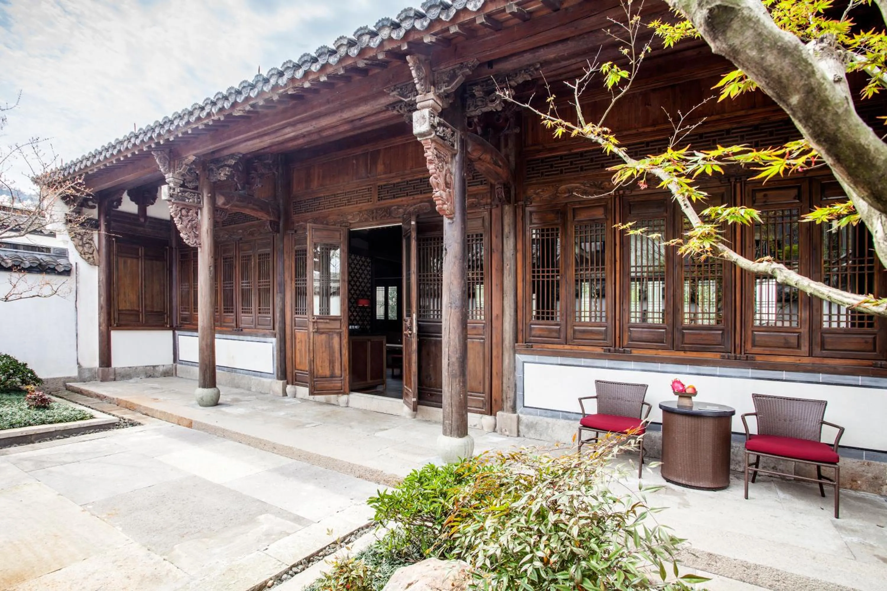 Property building in Pusen Lanting Shaoxing