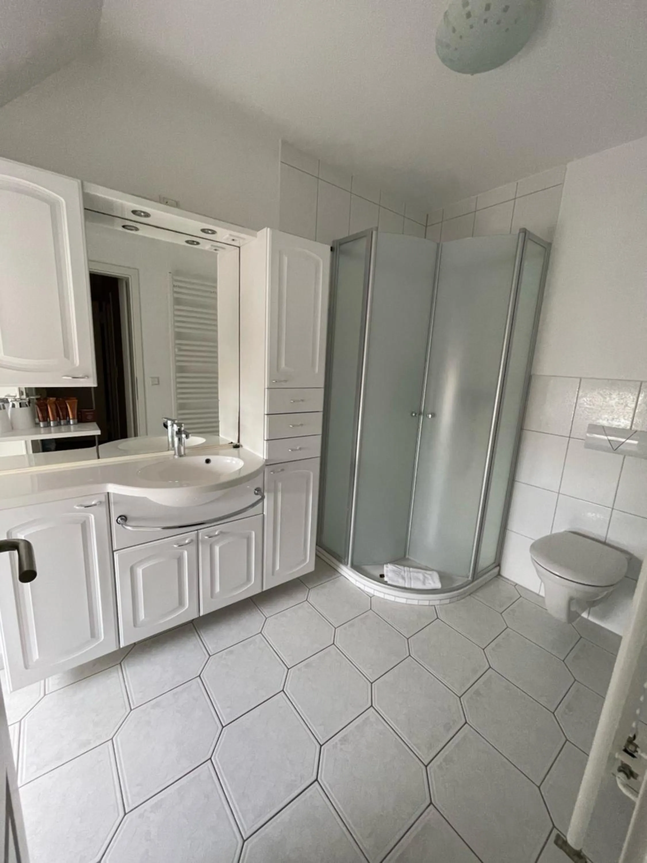 Shower in Suite Hotel Villa Erika