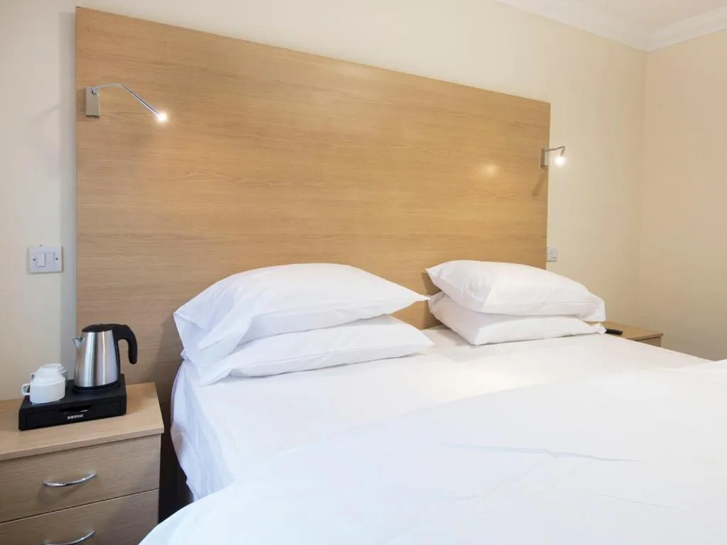 Bedroom, Bed in The Bay Horse