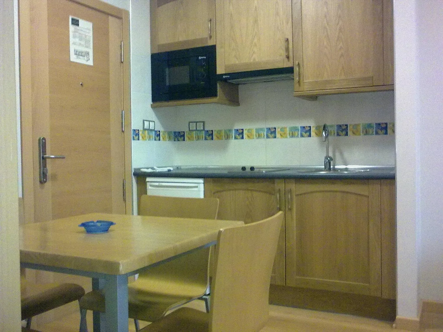 Kitchen or kitchenette in Aparthotel Peña Telera Resort