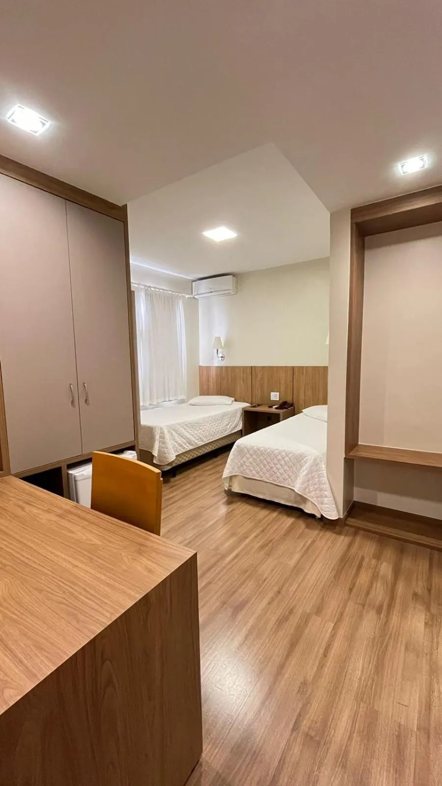 Photo of the whole room, Bed in Regente Hotel